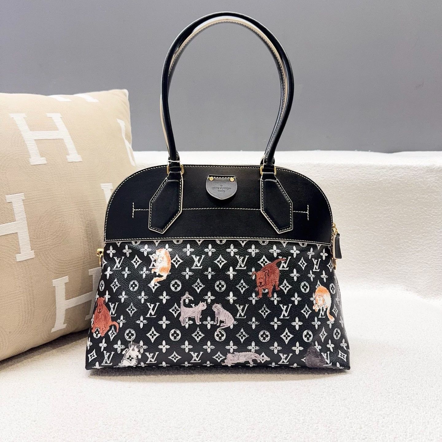 Louis Vuitton Pre-loved Bag Very good condition Size ONE SIZE - 2 Thumbnail