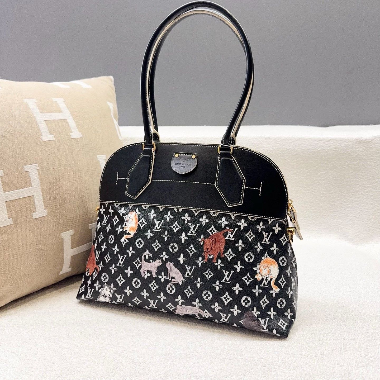 Louis Vuitton Pre-loved Bag Very good condition Size ONE SIZE - 4 Thumbnail