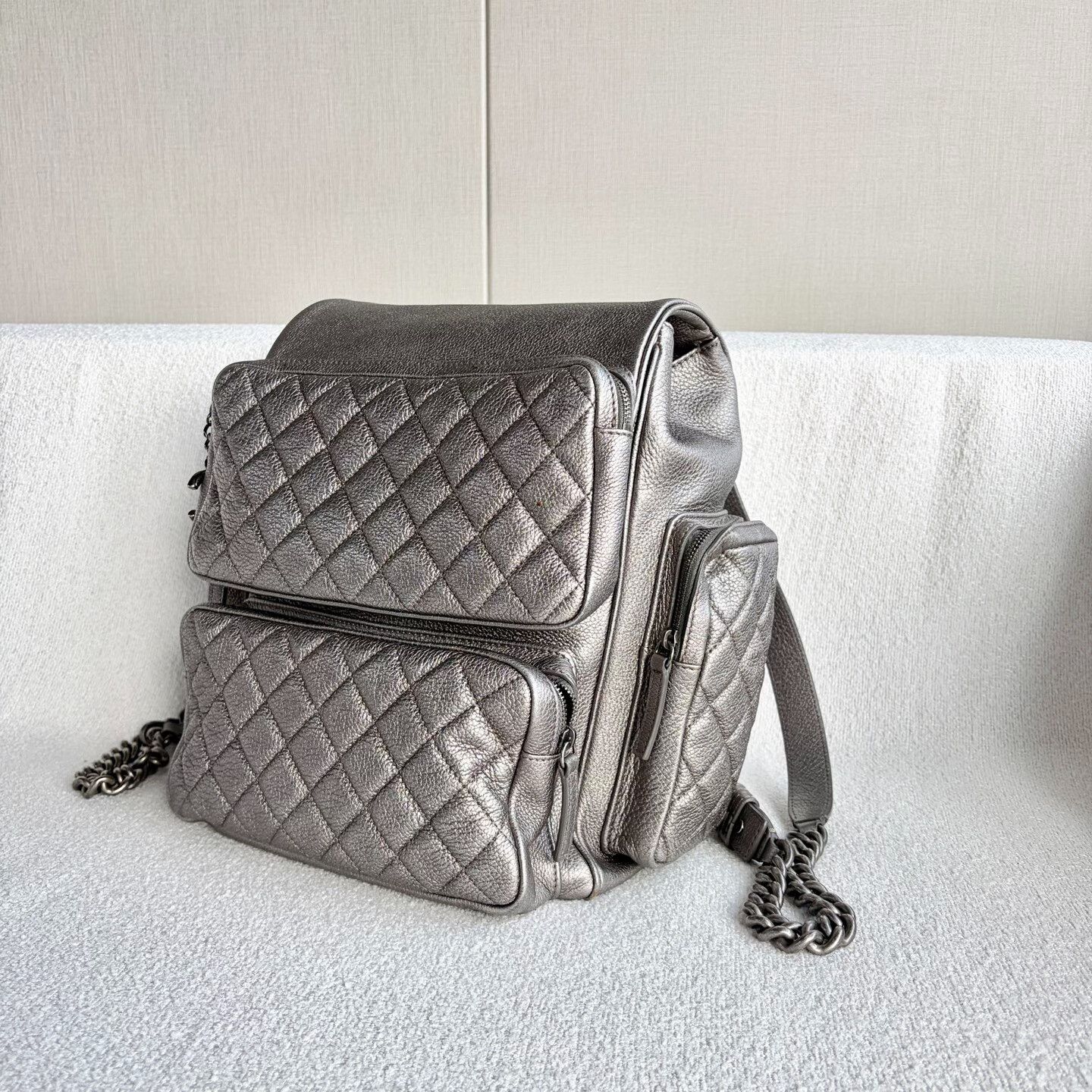 Chanel Pre-loved Bag Very good condition Size ONE SIZE - 4 Thumbnail