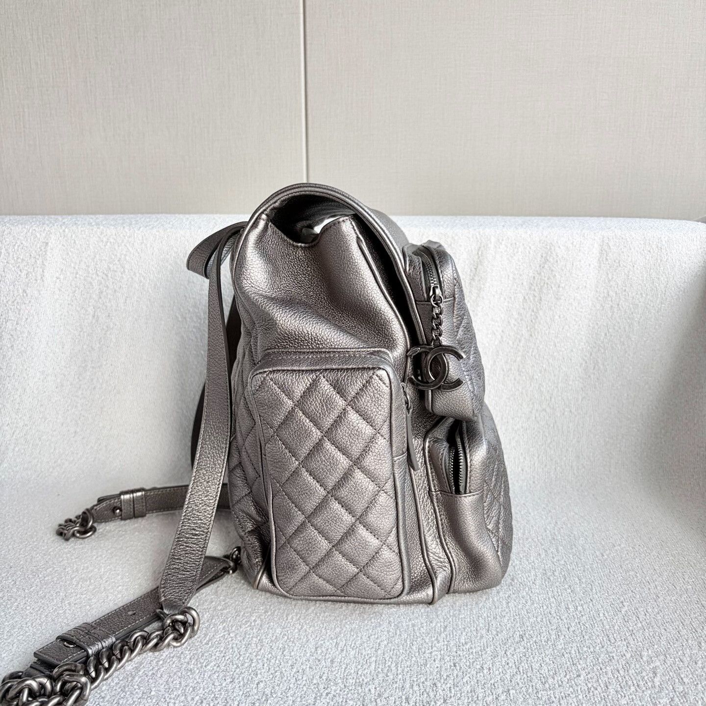Chanel Pre-loved Bag Very good condition Size ONE SIZE - 3 Thumbnail