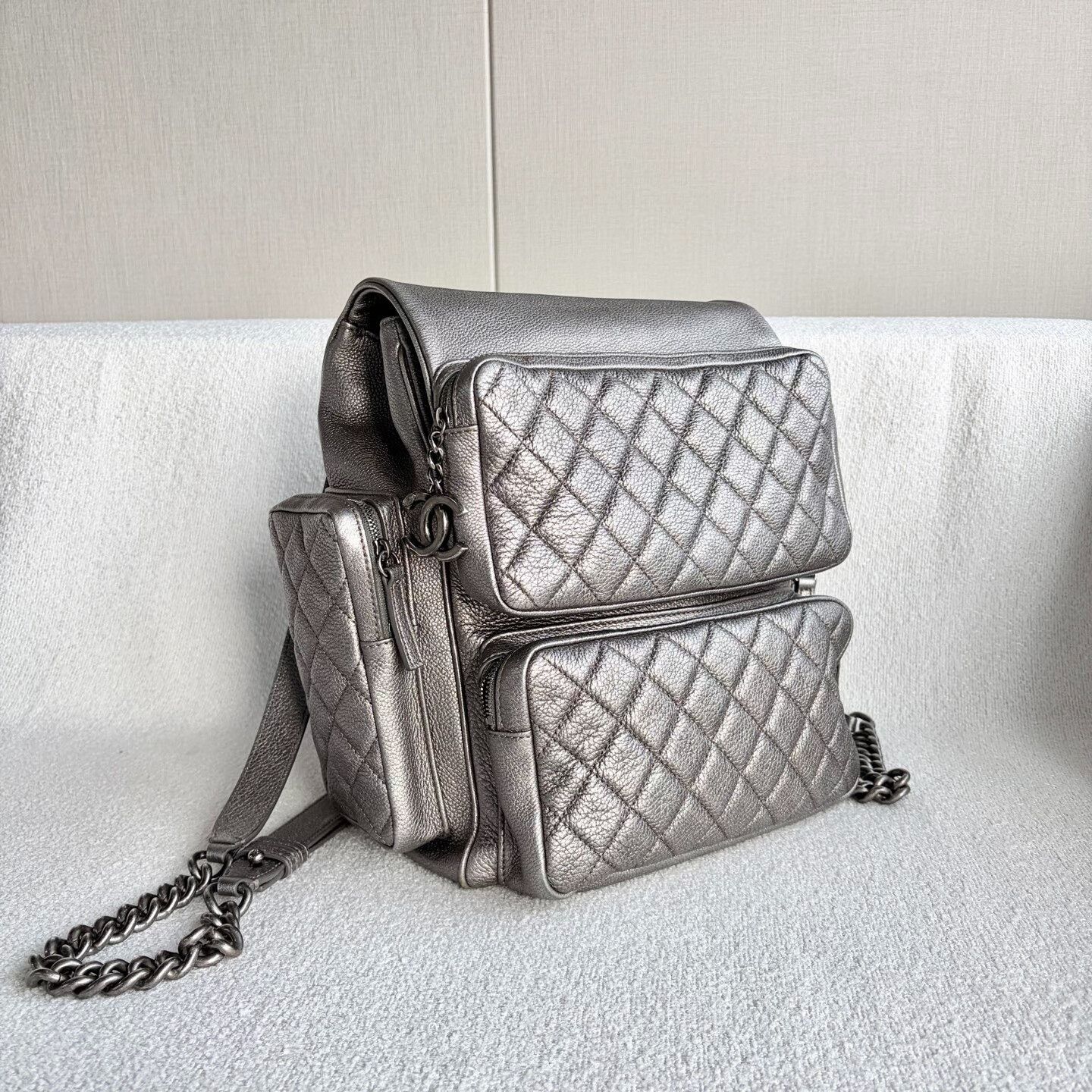 Chanel Pre-loved Bag Very good condition Size ONE SIZE - 6 Thumbnail