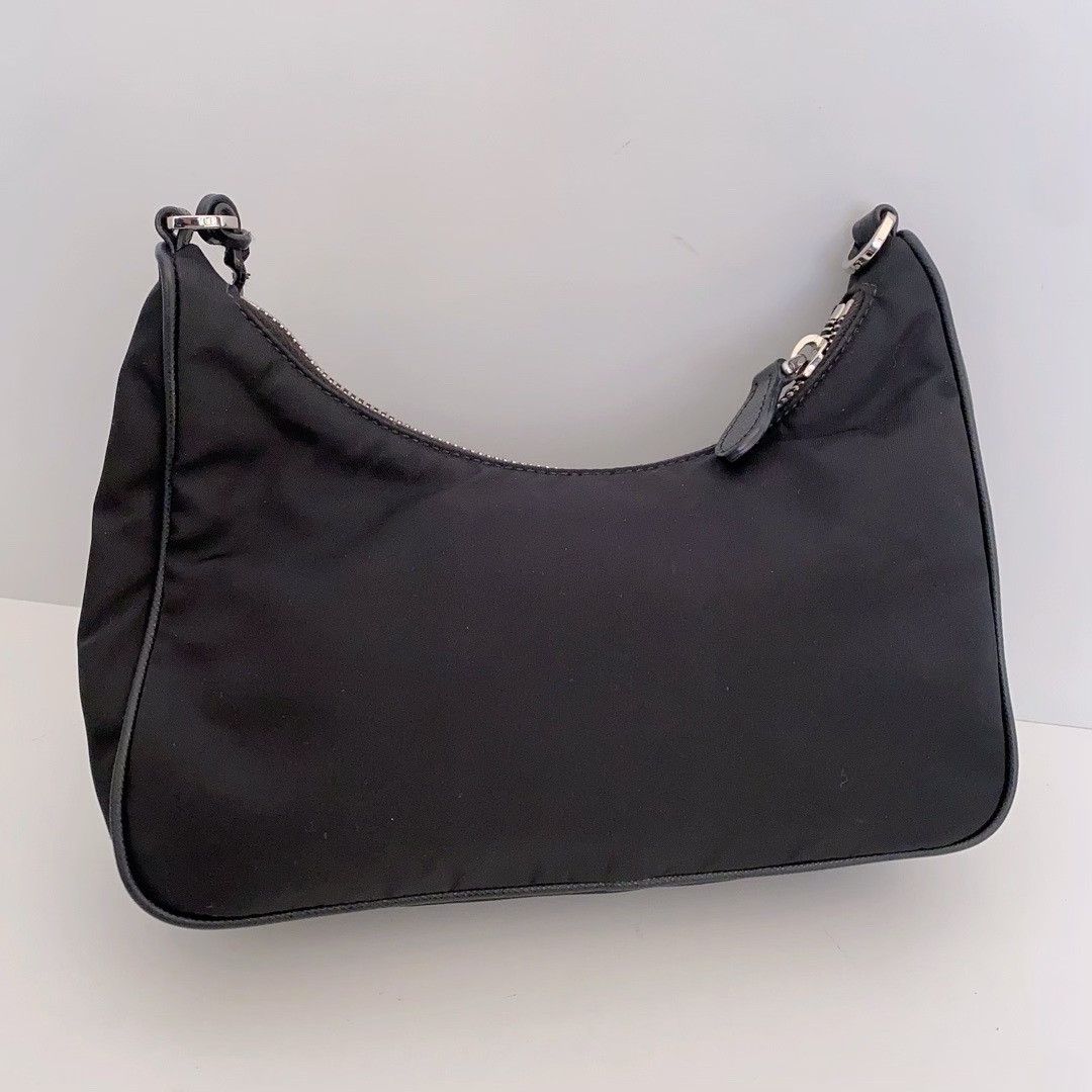Prada Pre-loved Bag Very good condition Size ONE SIZE - 3 Thumbnail