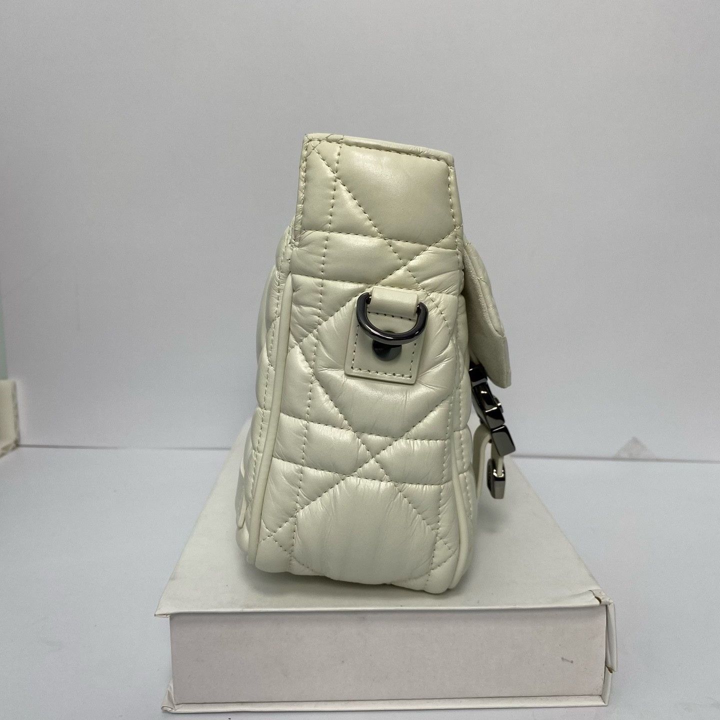 Dior Pre-loved Bag Very good condition Size ONE SIZE - 3 Thumbnail