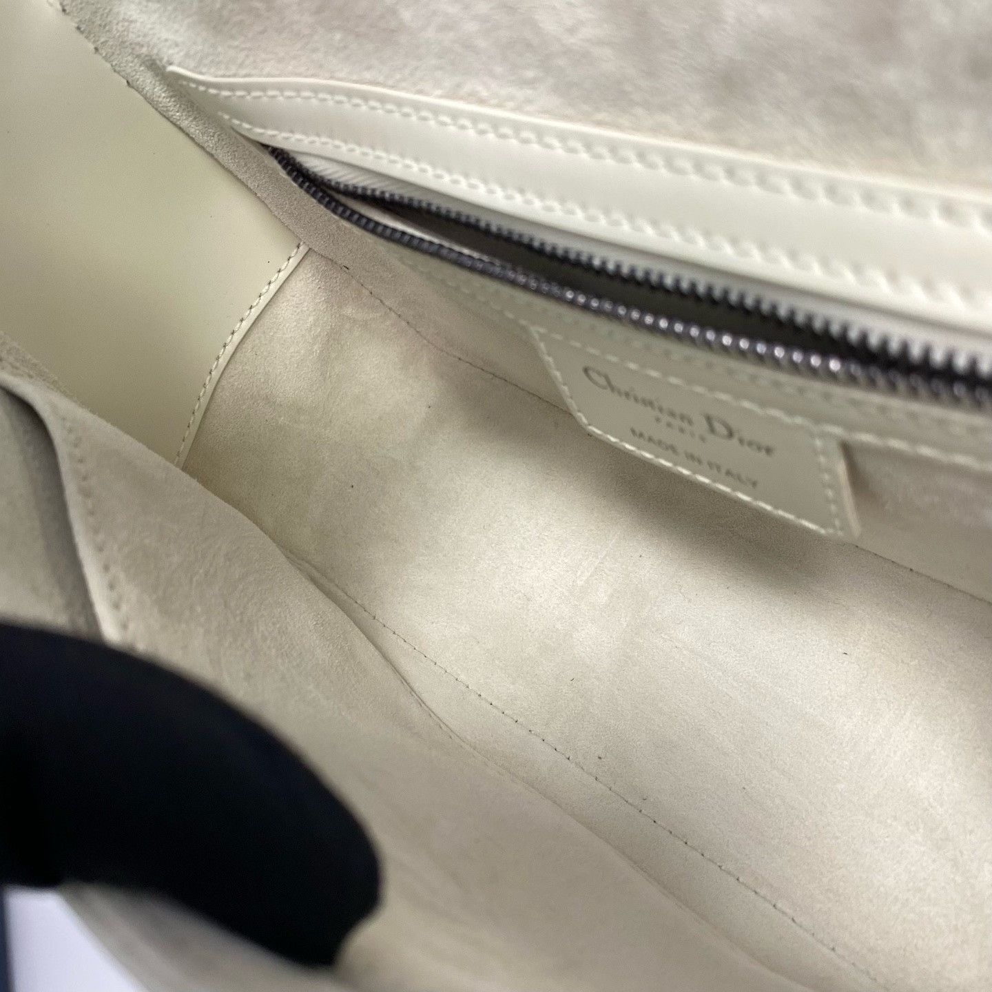 Dior Pre-loved Bag Very good condition Size ONE SIZE - 8 Thumbnail