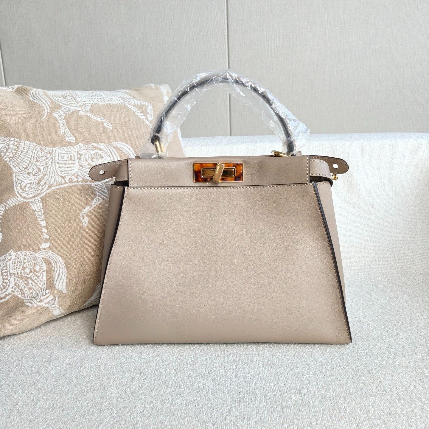 Fendi Pre-loved Bag Very good condition Size ONE SIZE - 3 Thumbnail