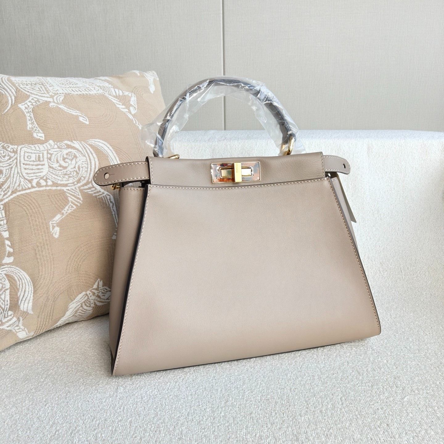 Fendi Pre-loved Bag Very good condition Size ONE SIZE - 6 Thumbnail