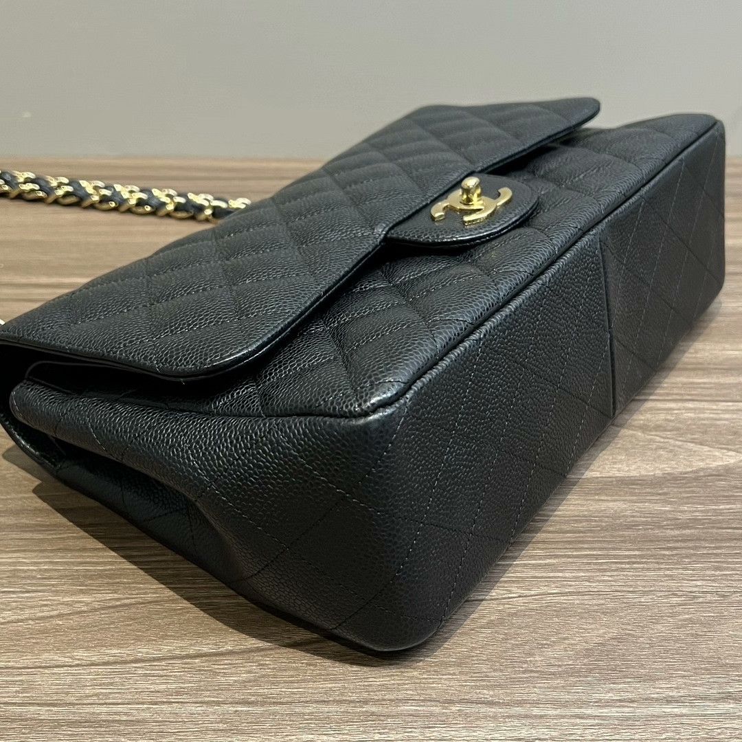 Chanel Pre-loved Bag Very good condition Size ONE SIZE - 3 Thumbnail