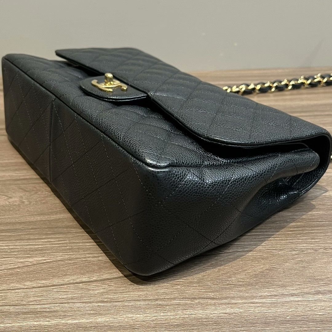 Chanel Pre-loved Bag Very good condition Size ONE SIZE - 4 Thumbnail