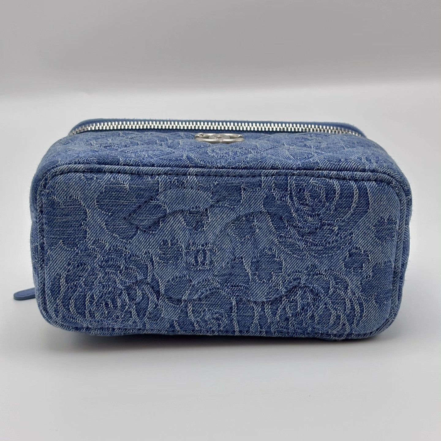 Chanel Pre-loved Bag Very good condition Size ONE SIZE - 6 Thumbnail