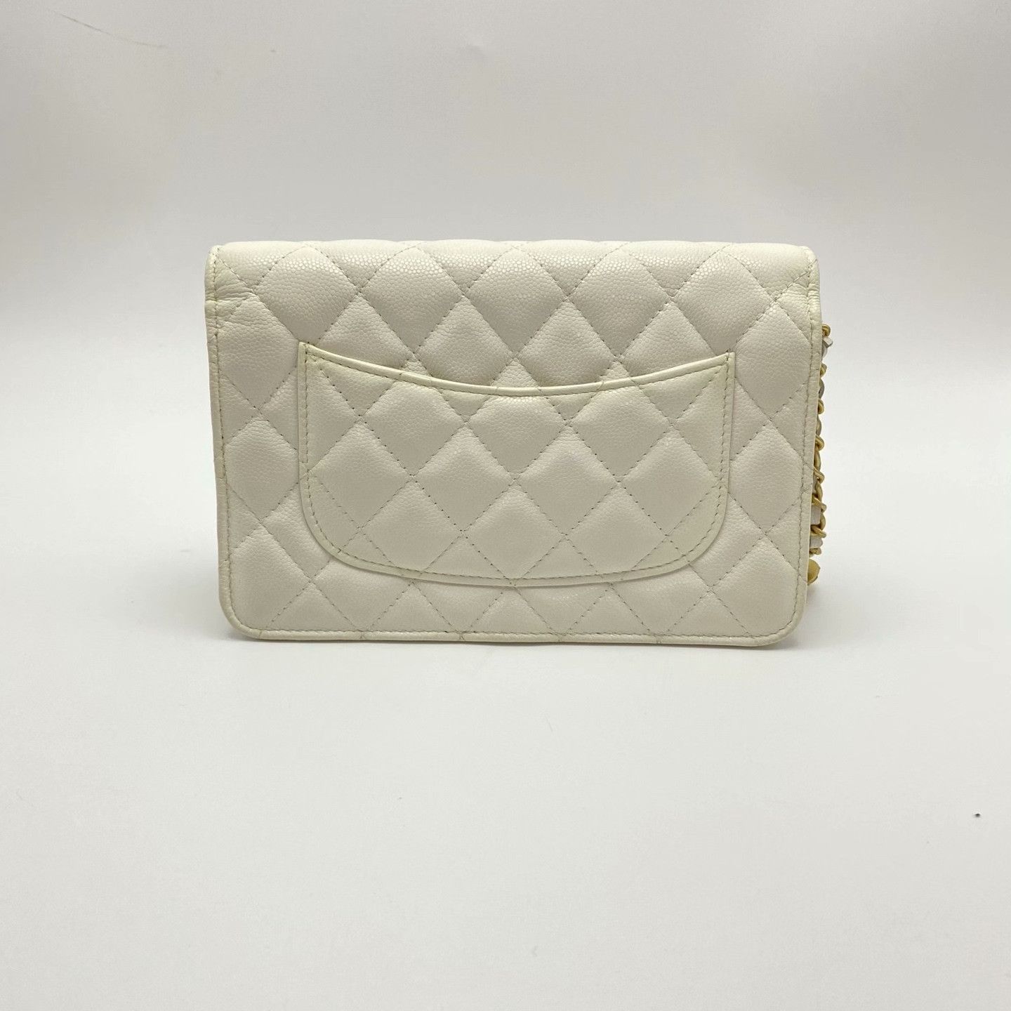 Chanel Pre-loved Bag Very good condition Size ONE SIZE - 2 Thumbnail