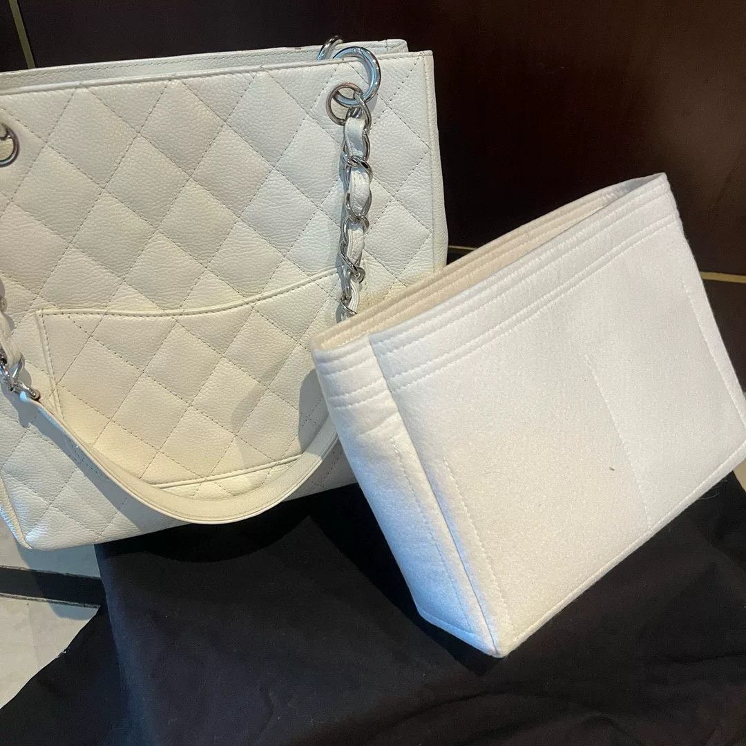 Chanel Pre-loved Bag Very good condition Size ONE SIZE - 4 Thumbnail