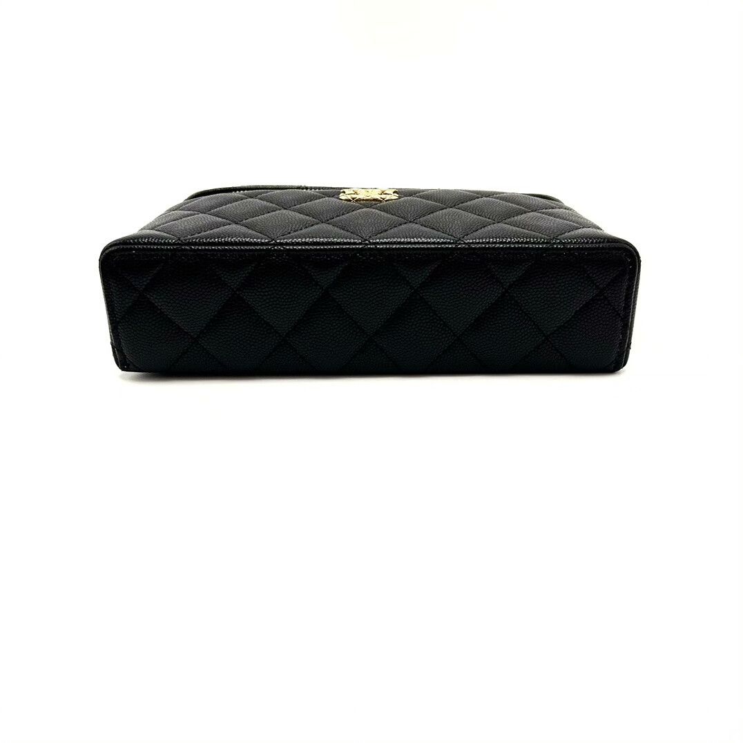 Chanel Pre-loved Bag Very good condition Size ONE SIZE - 5 Thumbnail