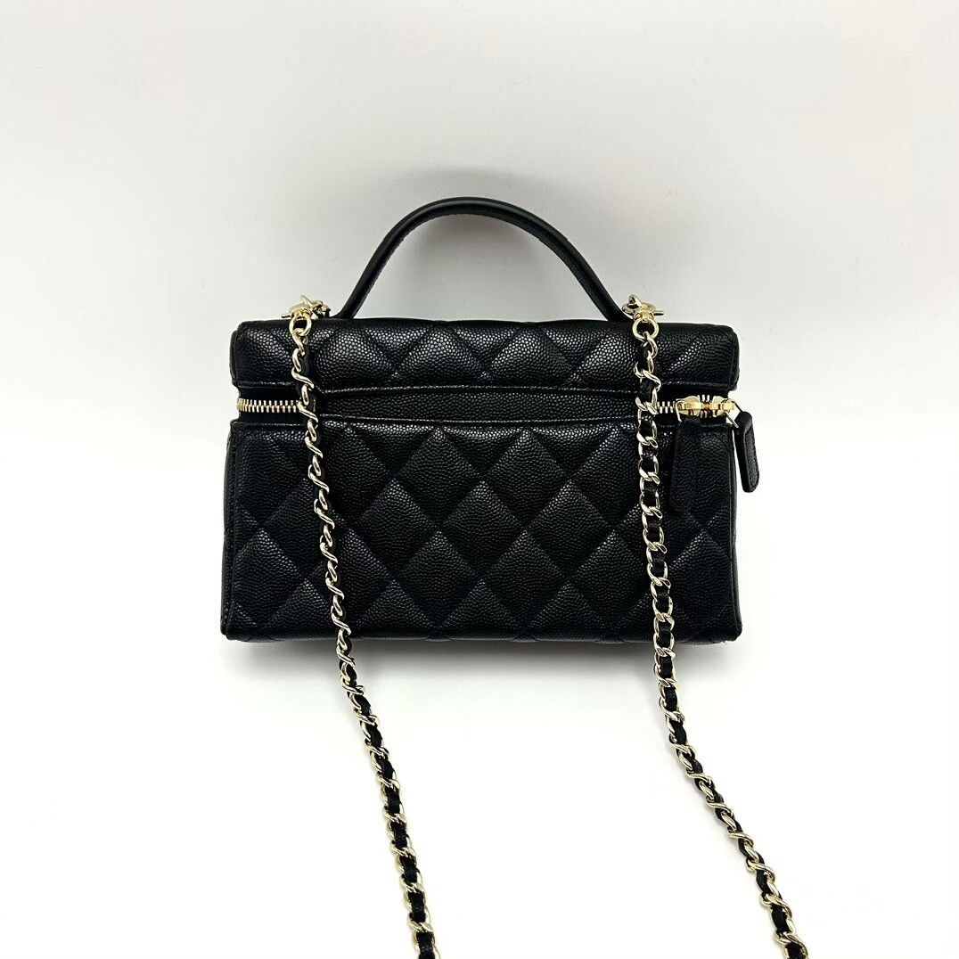 Chanel Pre-loved Bag Very good condition Size ONE SIZE - 2 Thumbnail