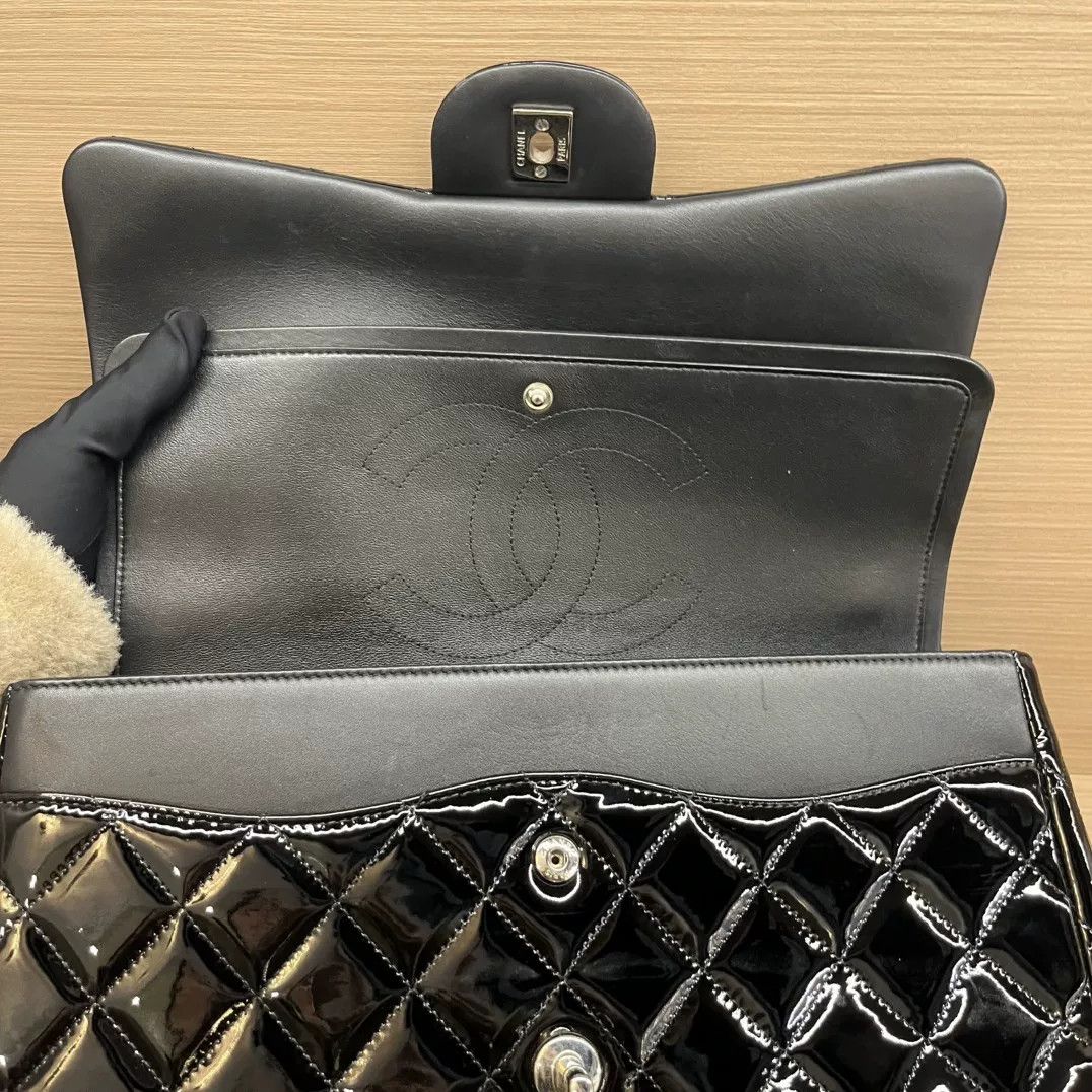 Chanel Pre-loved Bag Very good condition Size ONE SIZE - 2 Thumbnail