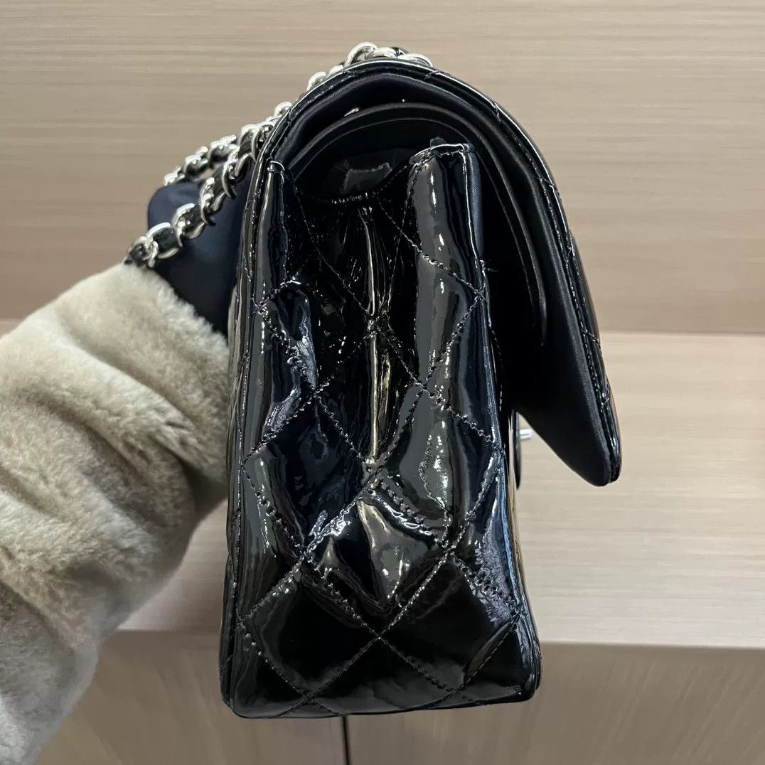 Chanel Pre-loved Bag Very good condition Size ONE SIZE - 5 Thumbnail
