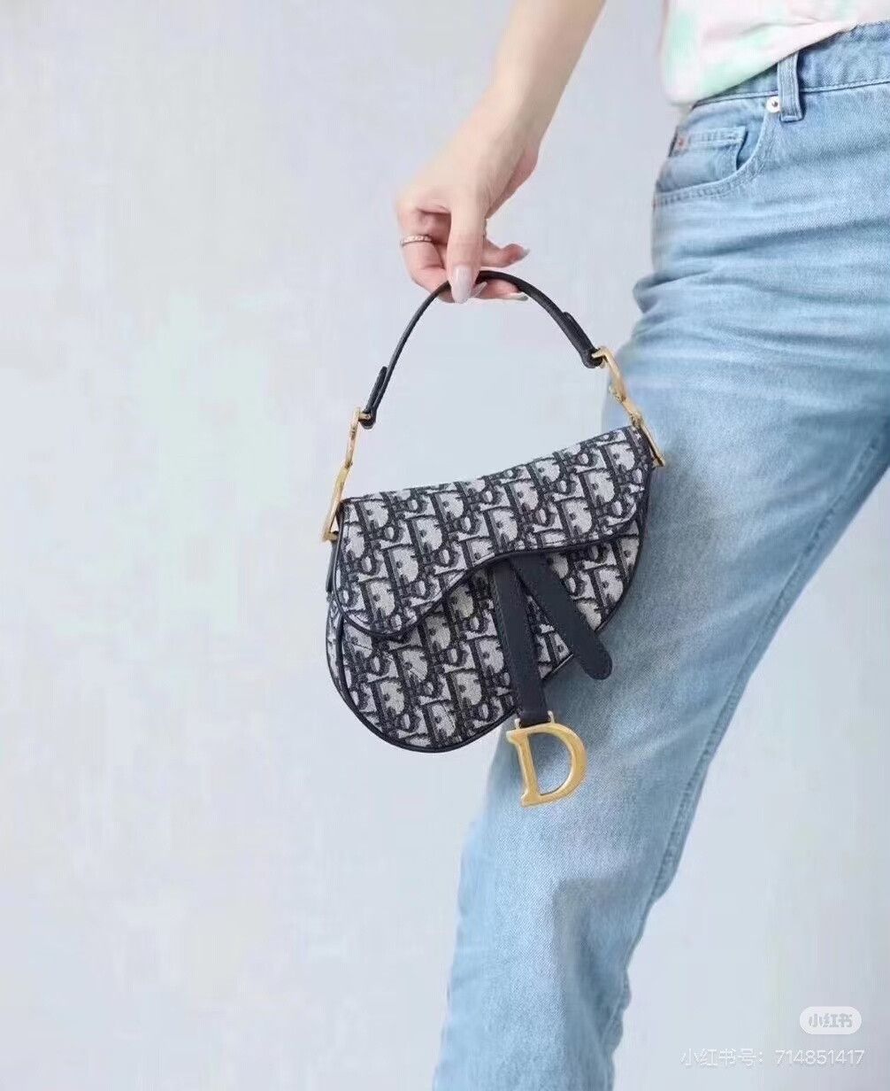 Dior Pre-loved Bag Very good condition Size ONE SIZE - 7 Thumbnail