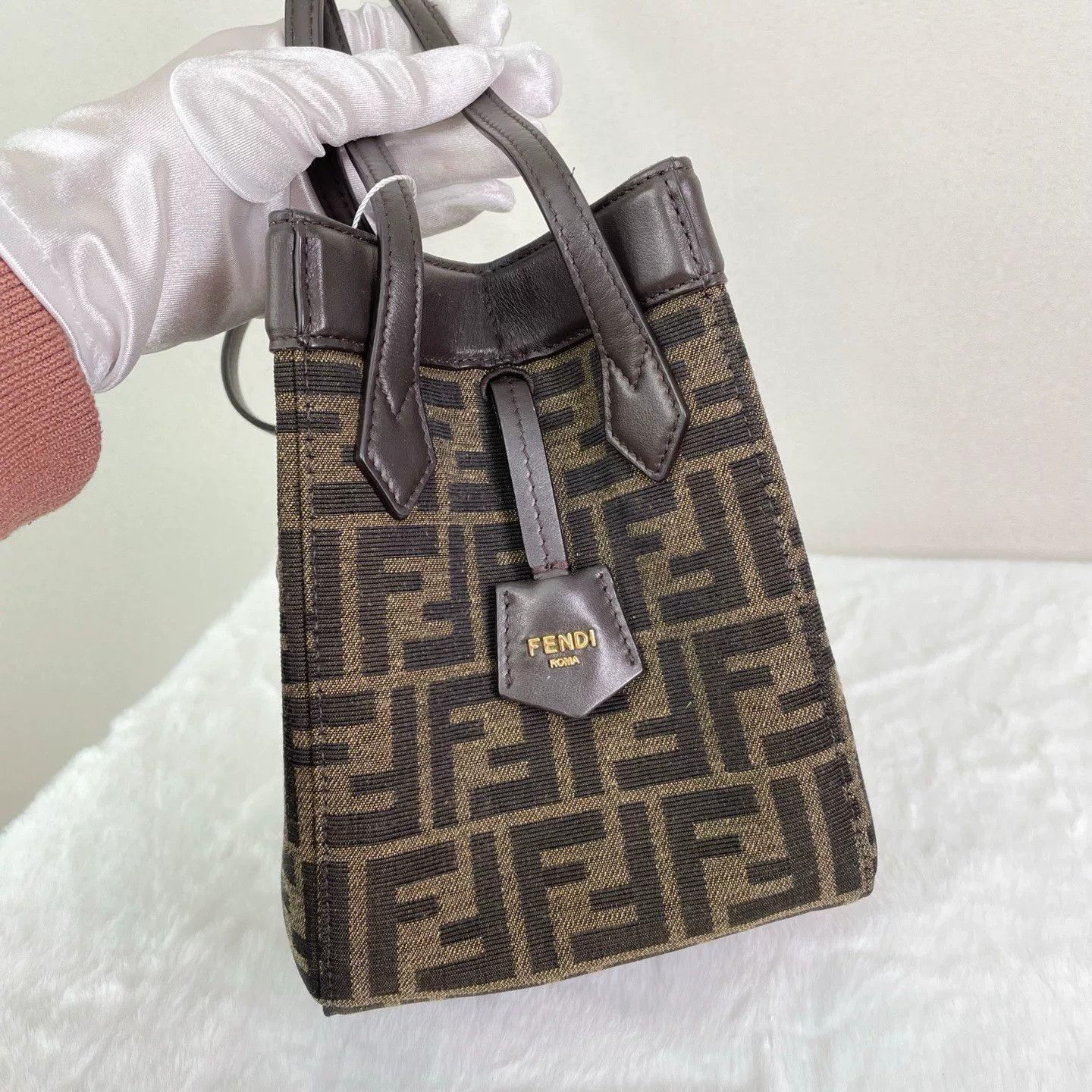 Fendi Pre-loved Bag Very good condition Size ONE SIZE - 7 Thumbnail