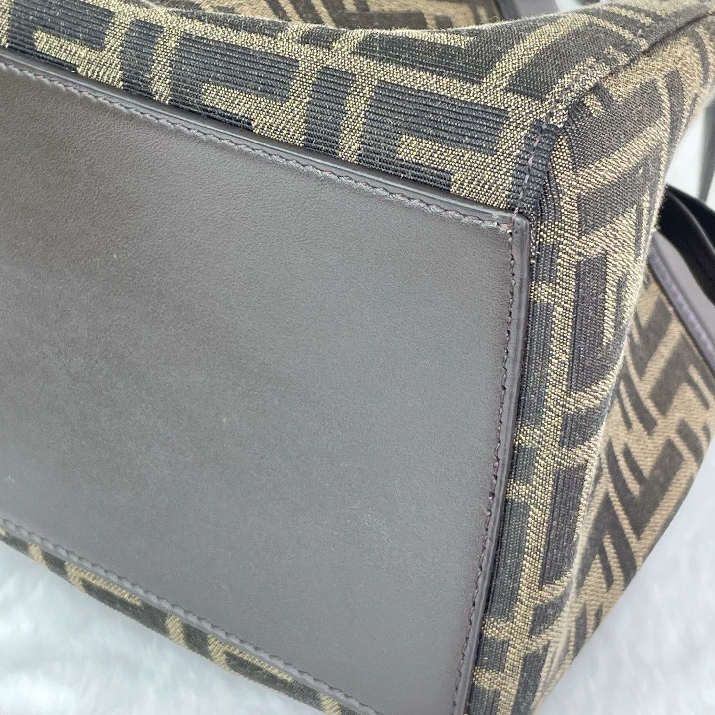Fendi Pre-loved Bag Very good condition Size ONE SIZE - 6 Thumbnail