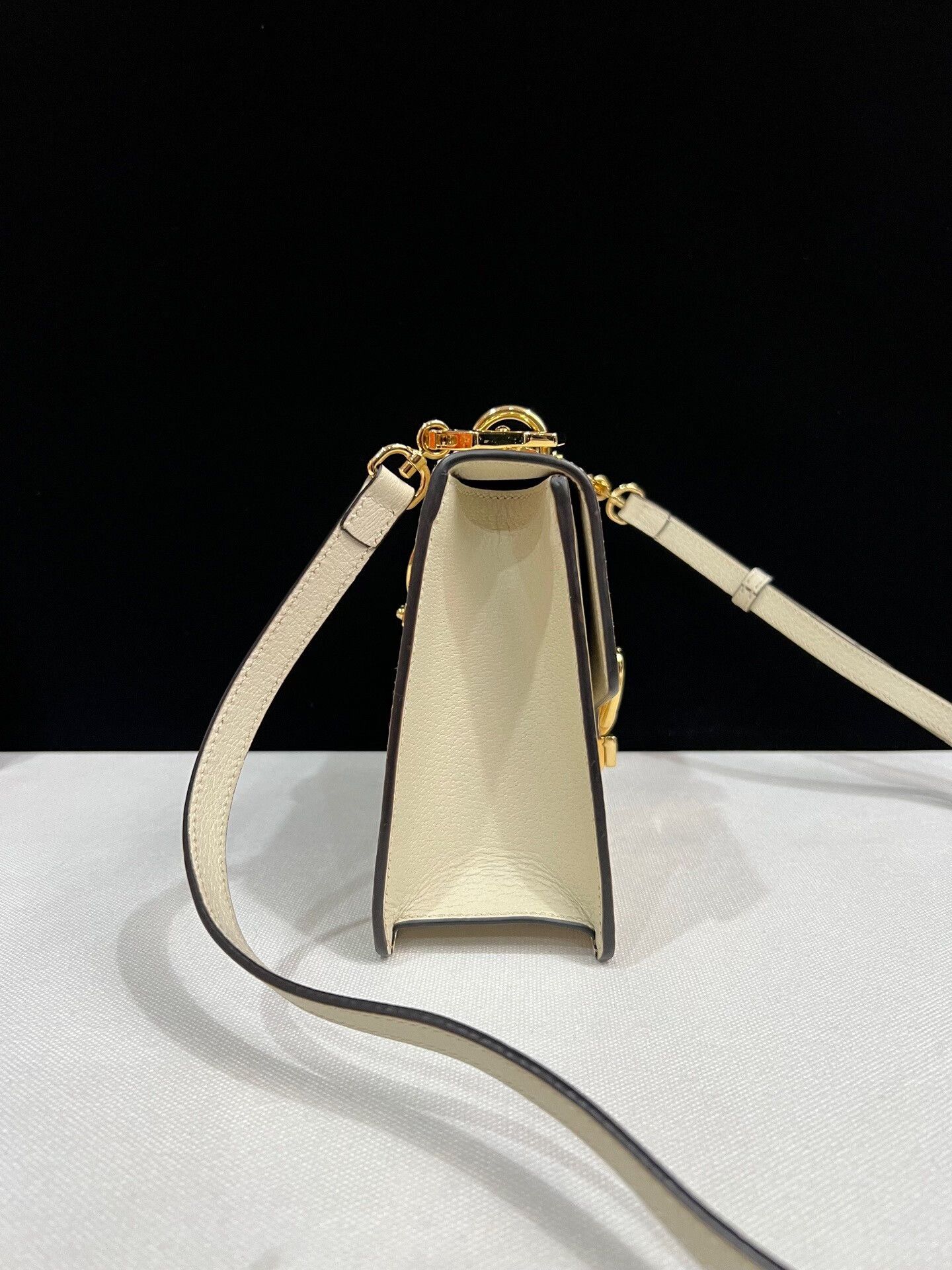 Gucci Pre-loved Bag Very good condition Size ONE SIZE - 4 Thumbnail