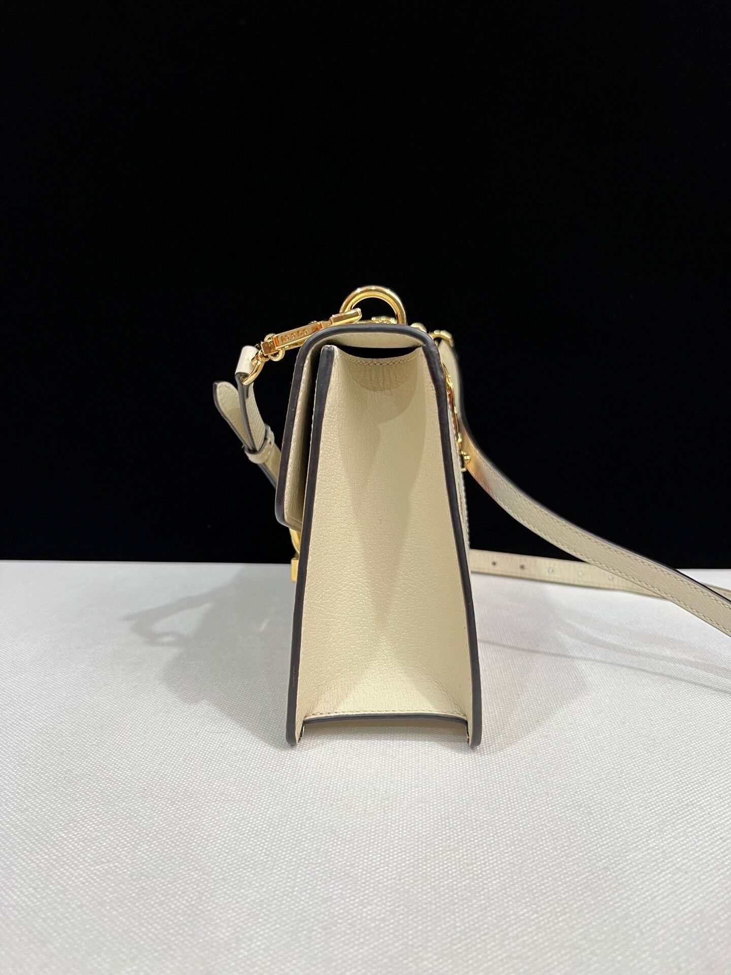 Gucci Pre-loved Bag Very good condition Size ONE SIZE - 5 Thumbnail