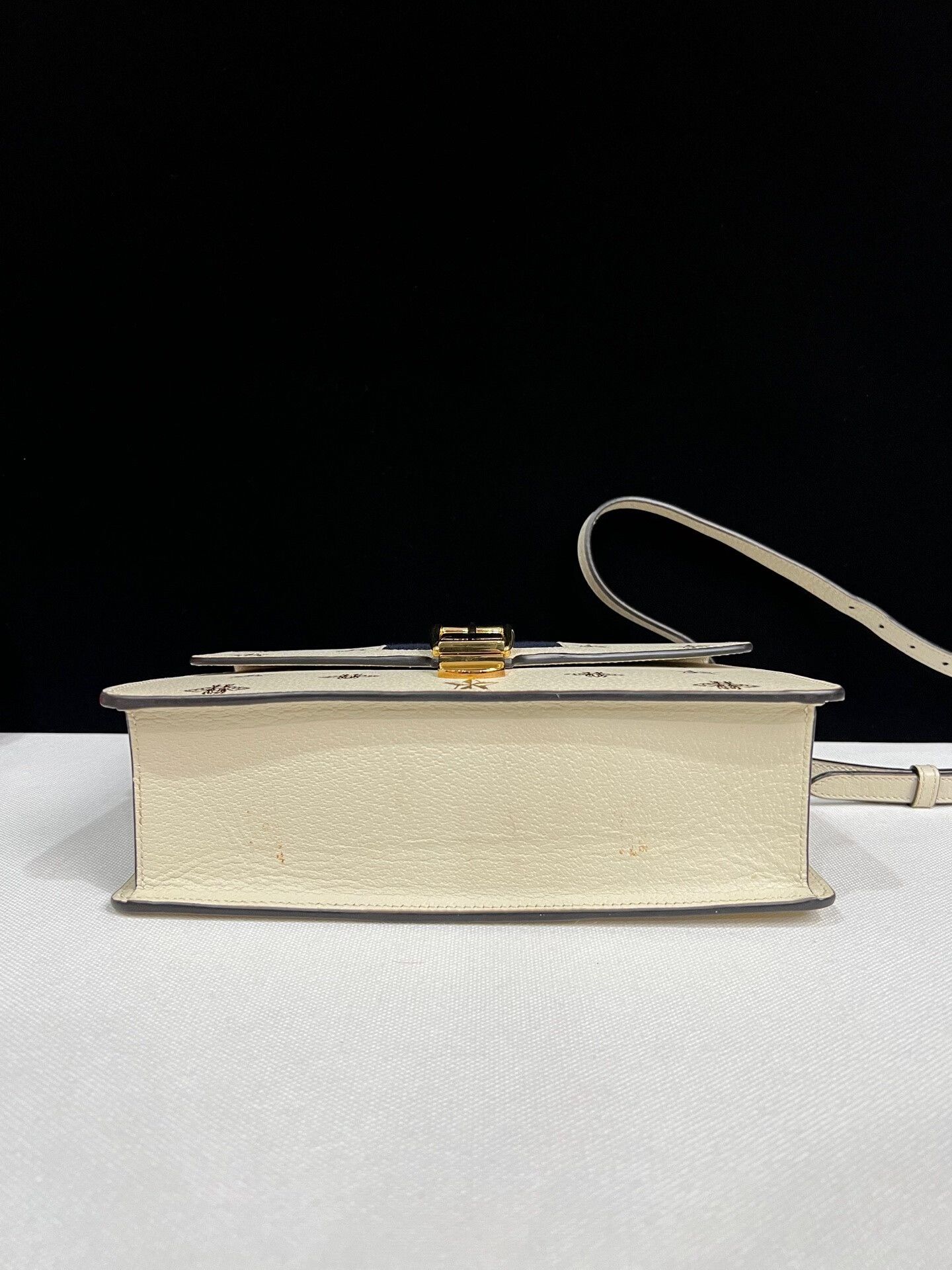 Gucci Pre-loved Bag Very good condition Size ONE SIZE - 6 Thumbnail
