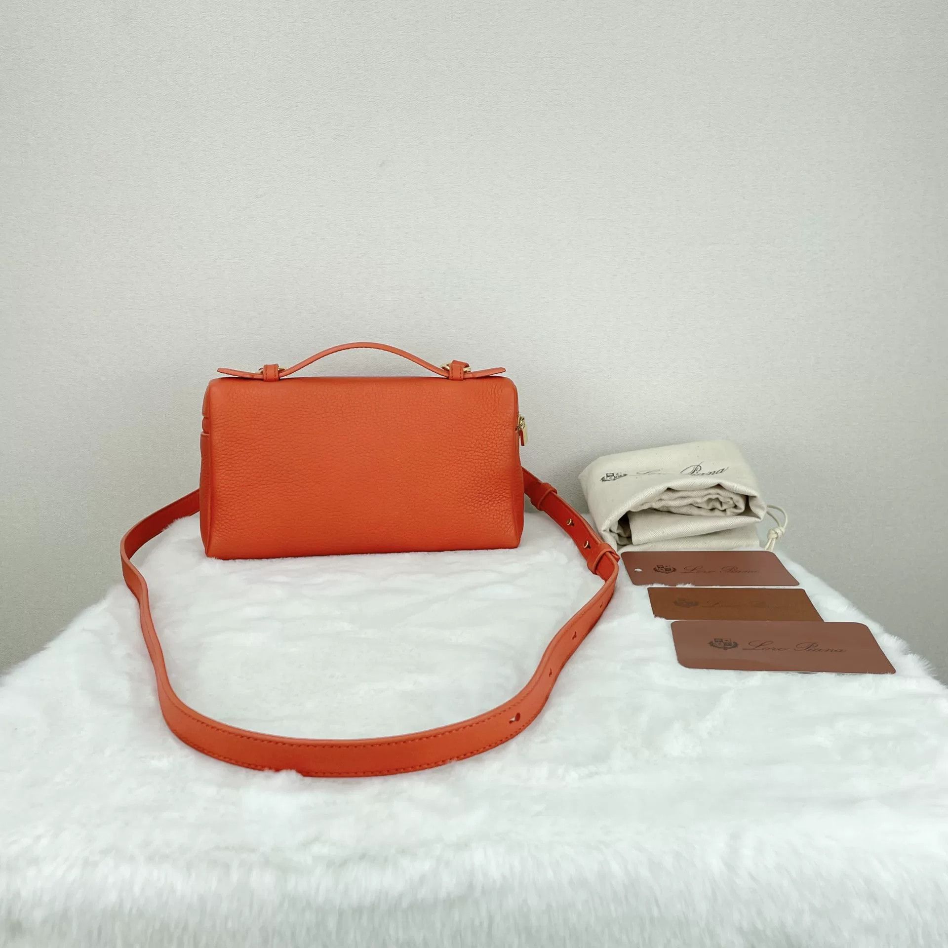 Loro Piana Pre-loved Bag Very good condition Size ONE SIZE - 2 Thumbnail