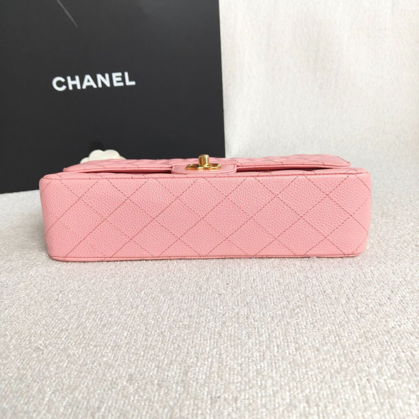 Chanel Pre-loved Bag Very good condition Size ONE SIZE - 5 Thumbnail