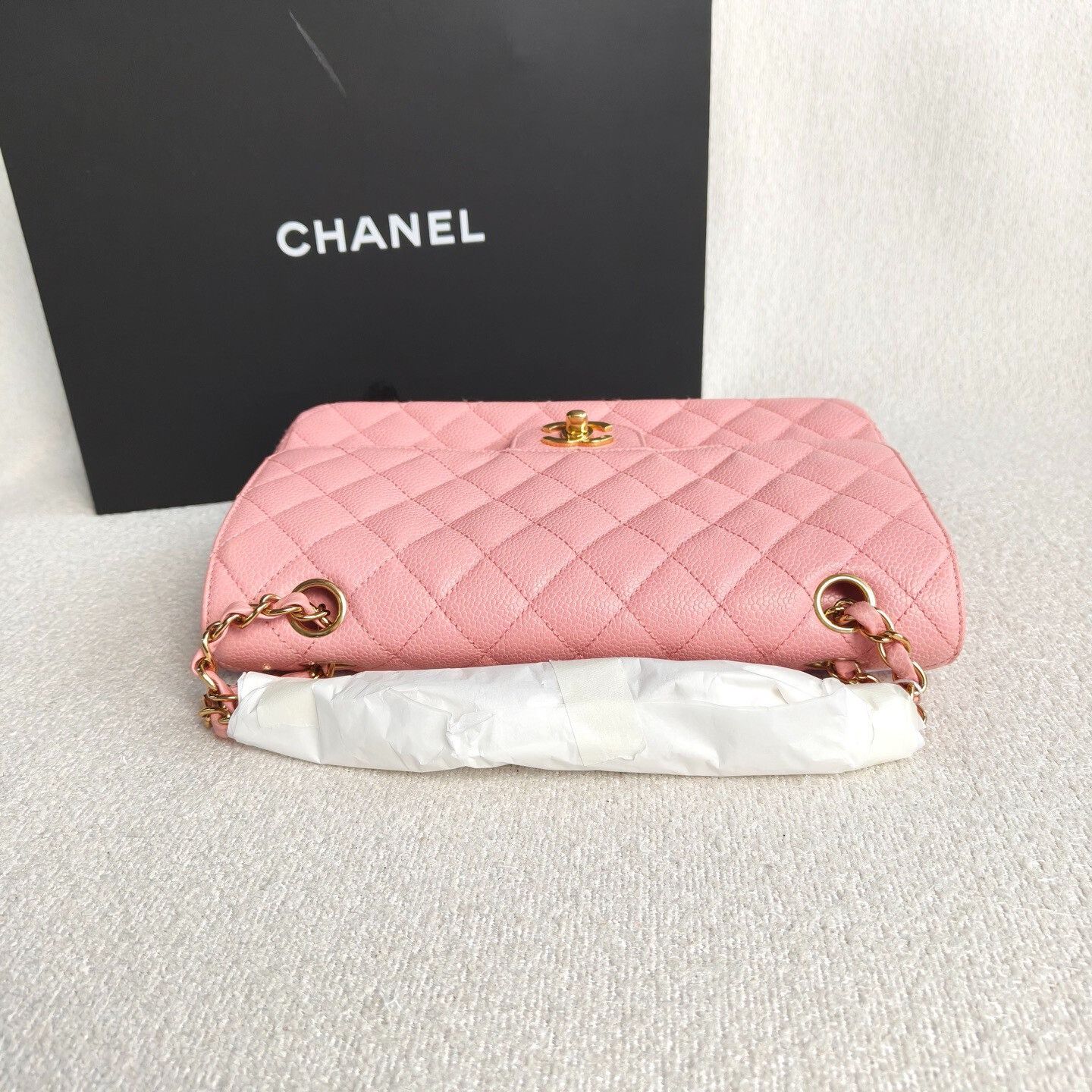 Chanel Pre-loved Bag Very good condition Size ONE SIZE - 9 Thumbnail