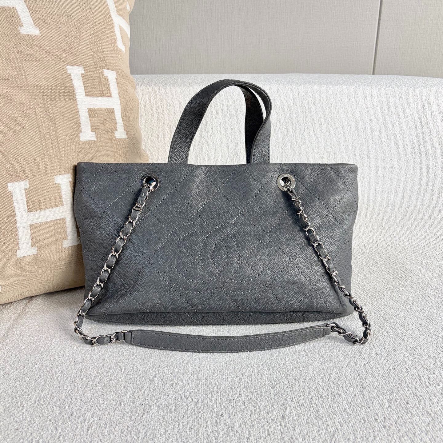 Chanel Pre-loved Bag Very good condition Size ONE SIZE - 3 Thumbnail