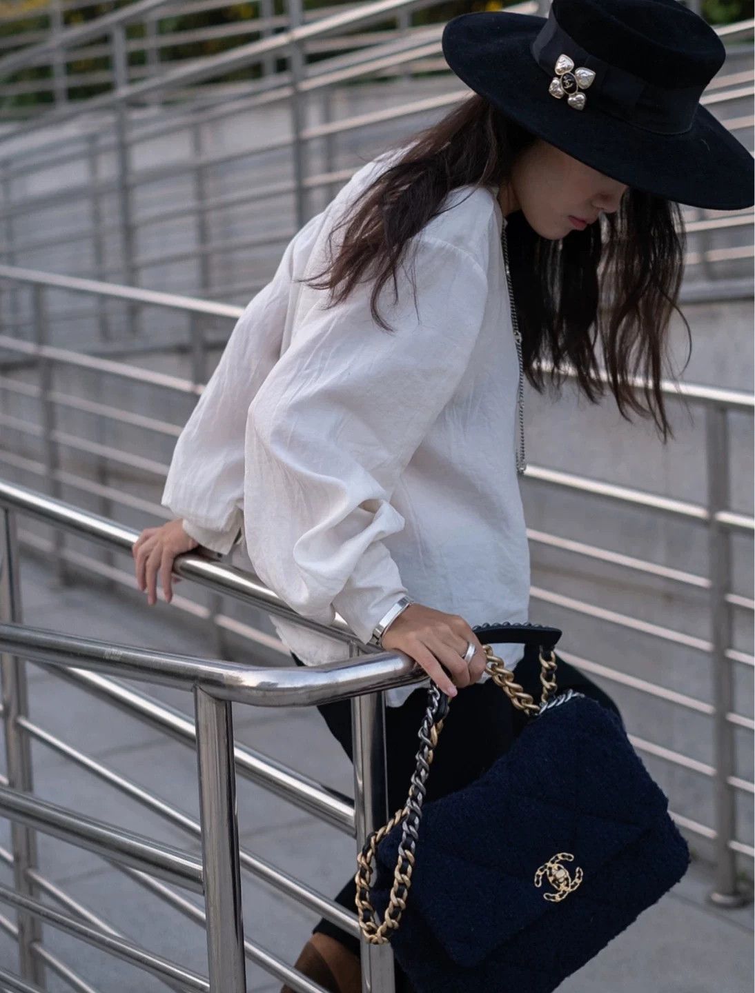 Chanel Pre-loved Bag Very good condition Size ONE SIZE - 5 Thumbnail
