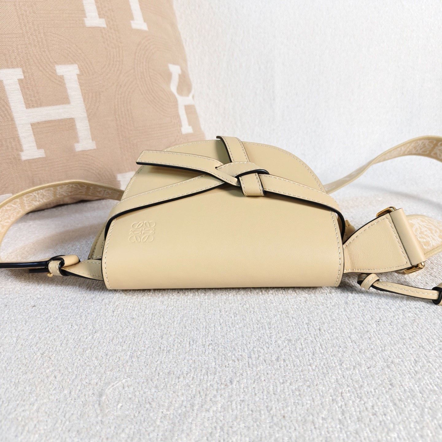 Loewe Pre-loved Bag Very good condition Size ONE SIZE - 7 Thumbnail