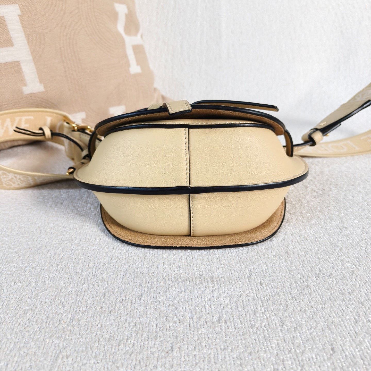Loewe Pre-loved Bag Very good condition Size ONE SIZE - 5 Thumbnail