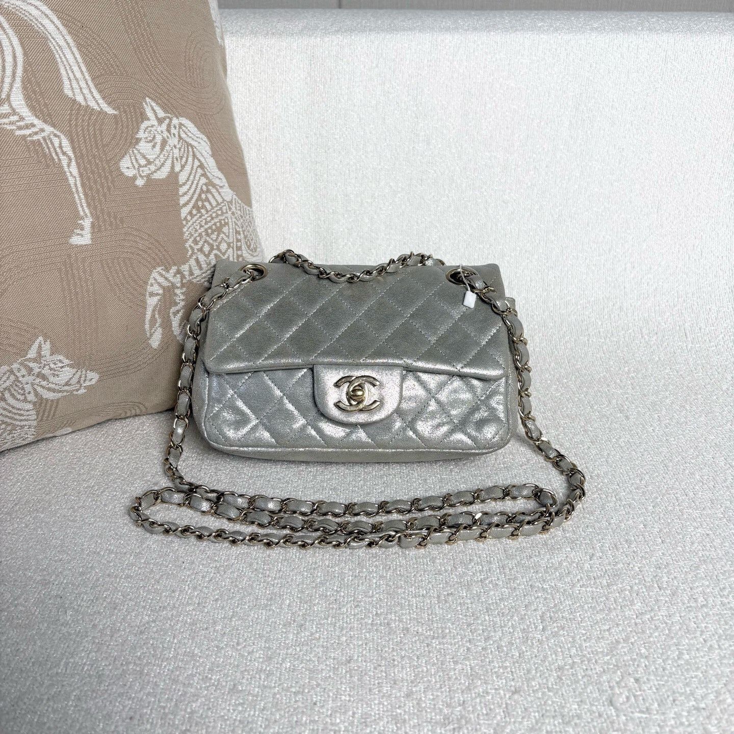 Chanel Pre-loved Bag Very good condition Size ONE SIZE - 2 Thumbnail