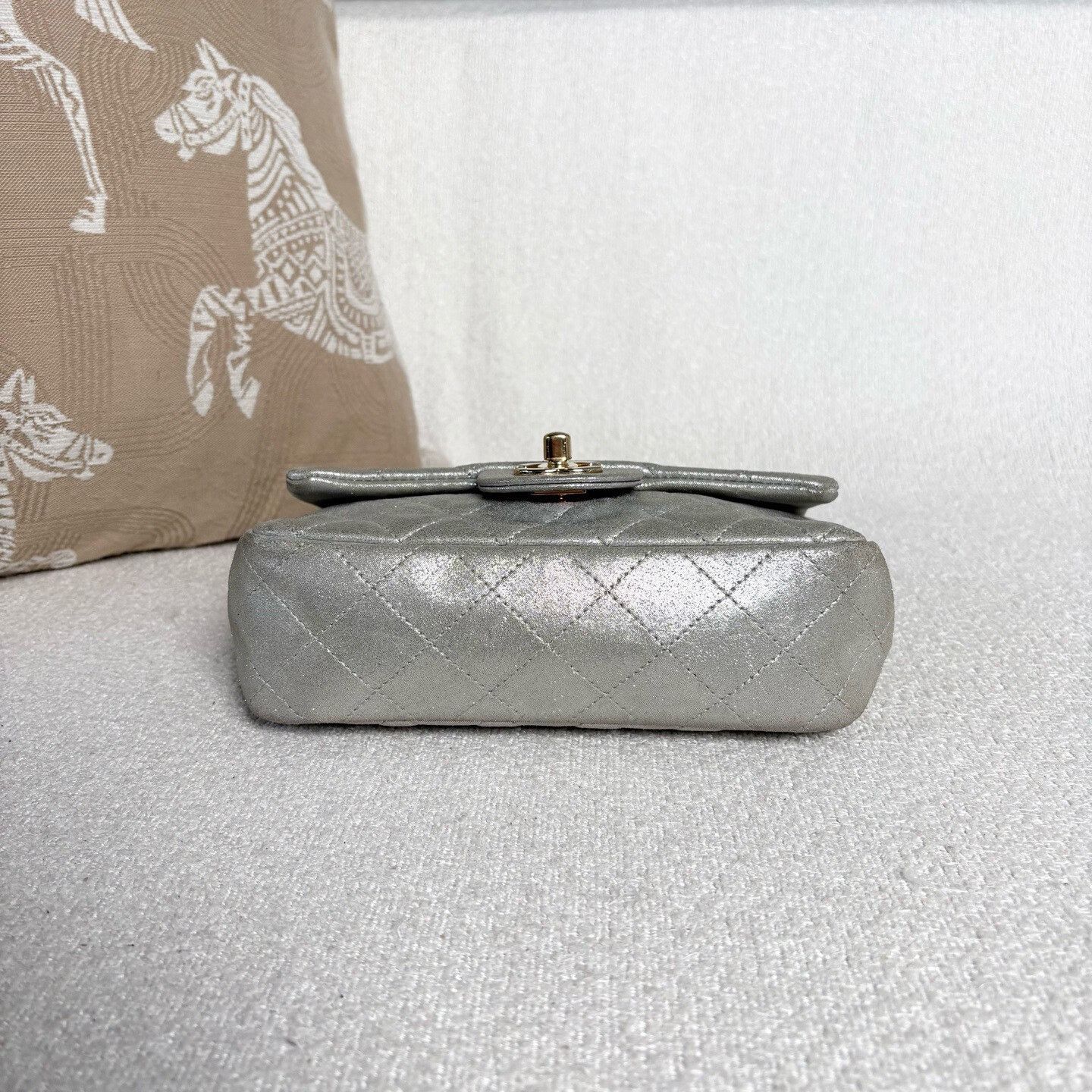 Chanel Pre-loved Bag Very good condition Size ONE SIZE - 5 Thumbnail