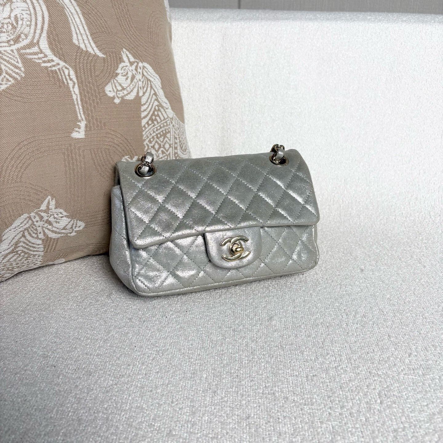 Chanel Pre-loved Bag Very good condition Size ONE SIZE - 4 Thumbnail