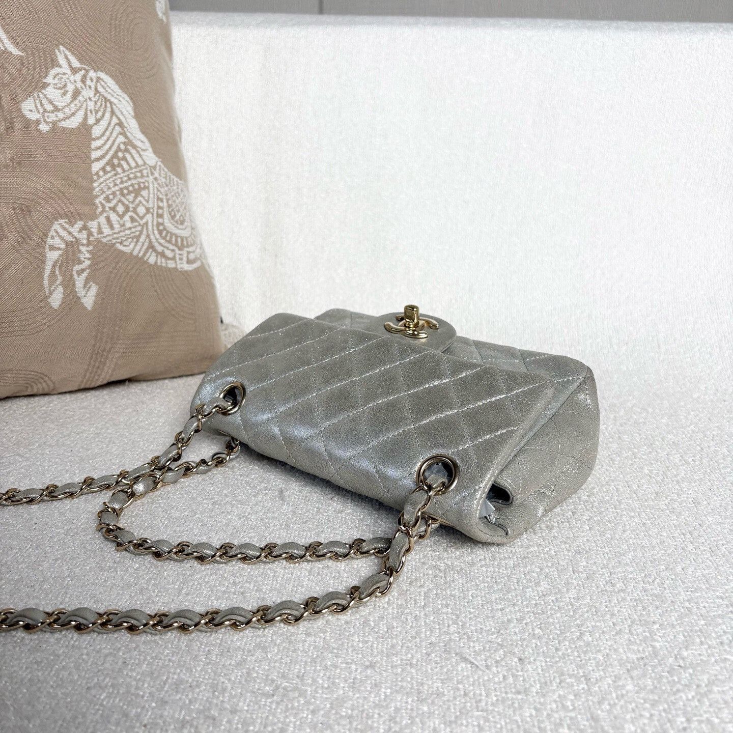 Chanel Pre-loved Bag Very good condition Size ONE SIZE - 7 Thumbnail