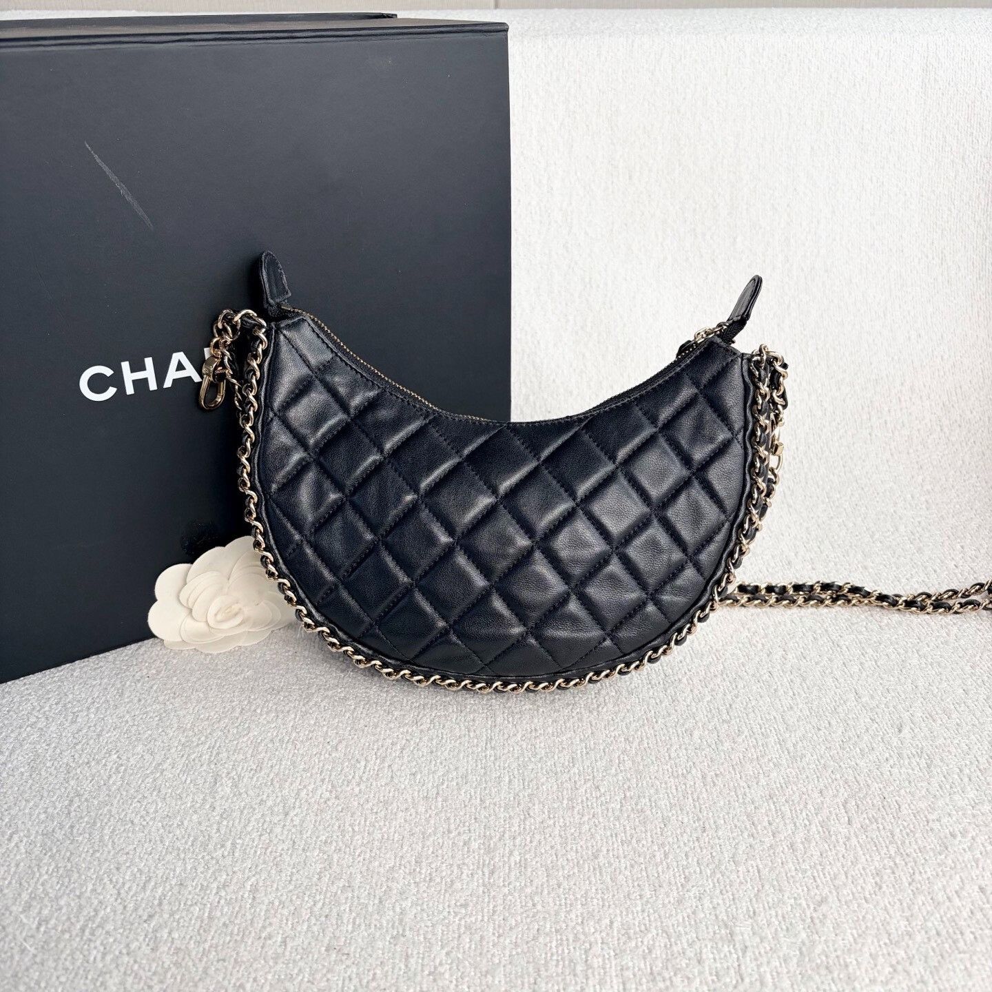 Chanel Pre-loved Bag Very good condition Size ONE SIZE - 3 Thumbnail