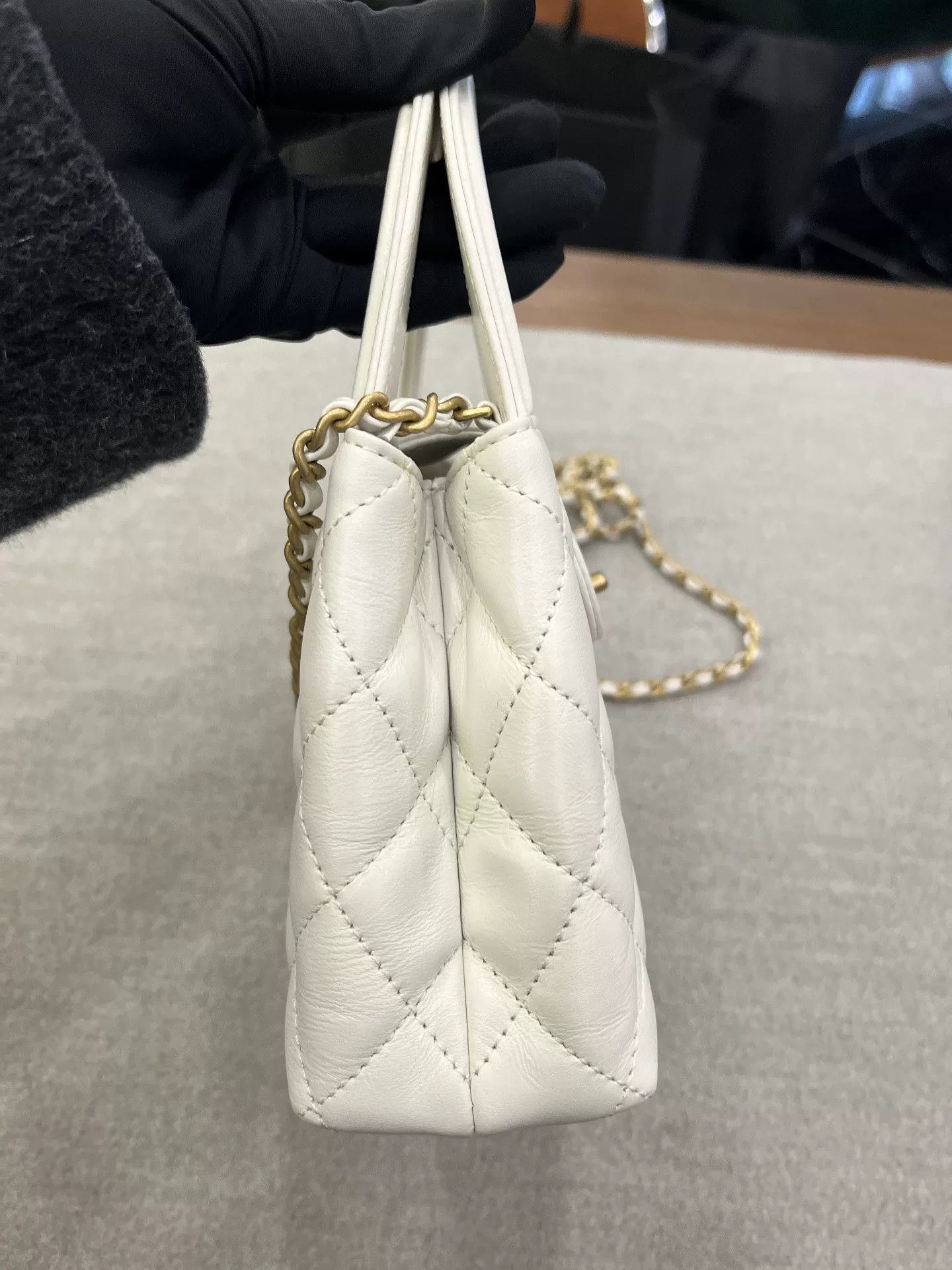 Chanel Pre-loved Bag Very good condition Size ONE SIZE - 4 Thumbnail