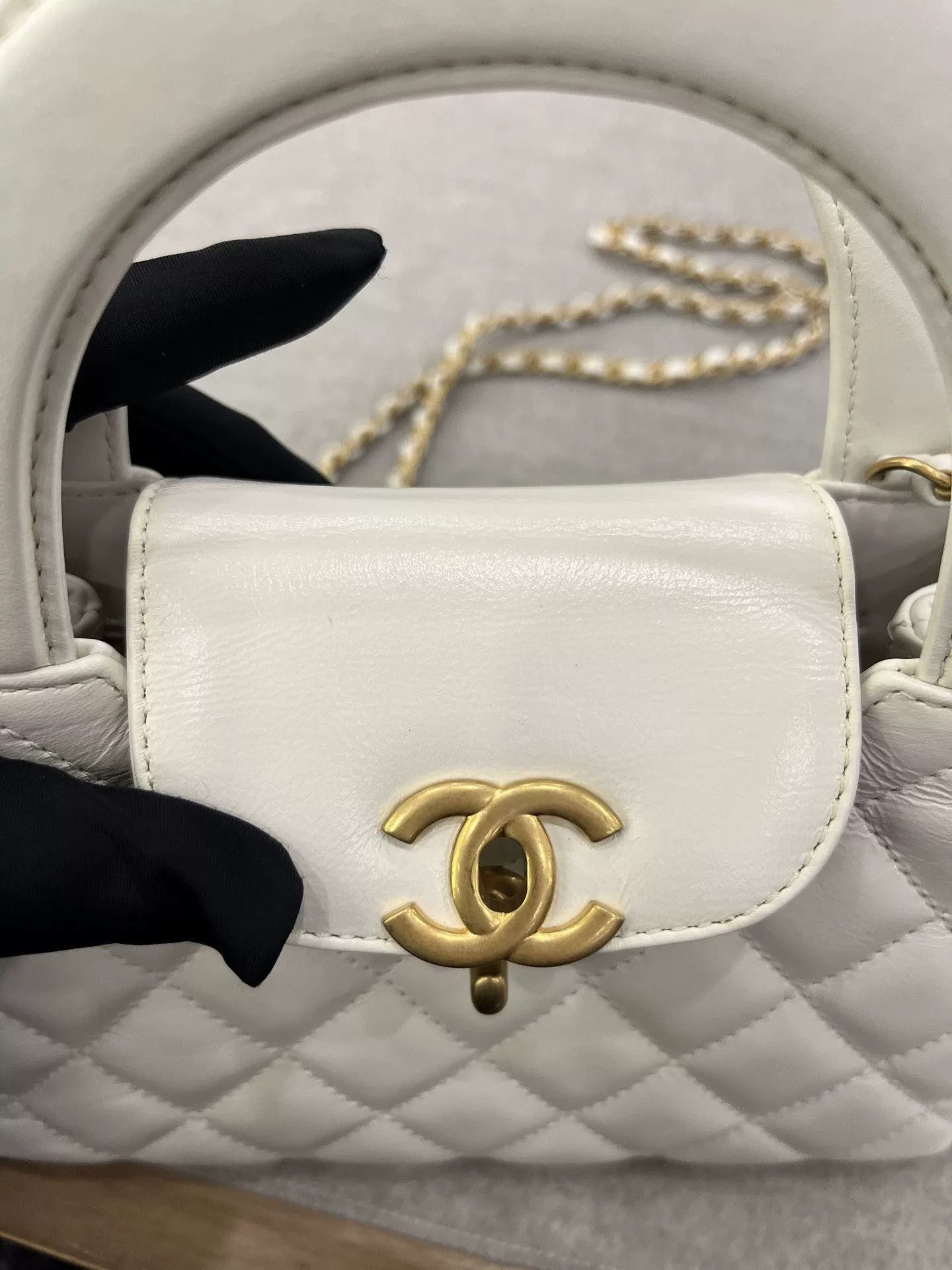 Chanel Pre-loved Bag Very good condition Size ONE SIZE - 9 Thumbnail