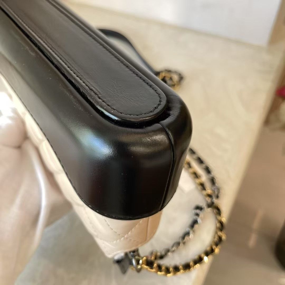 Chanel Pre-loved Bag Very good condition Size ONE SIZE - 8 Thumbnail