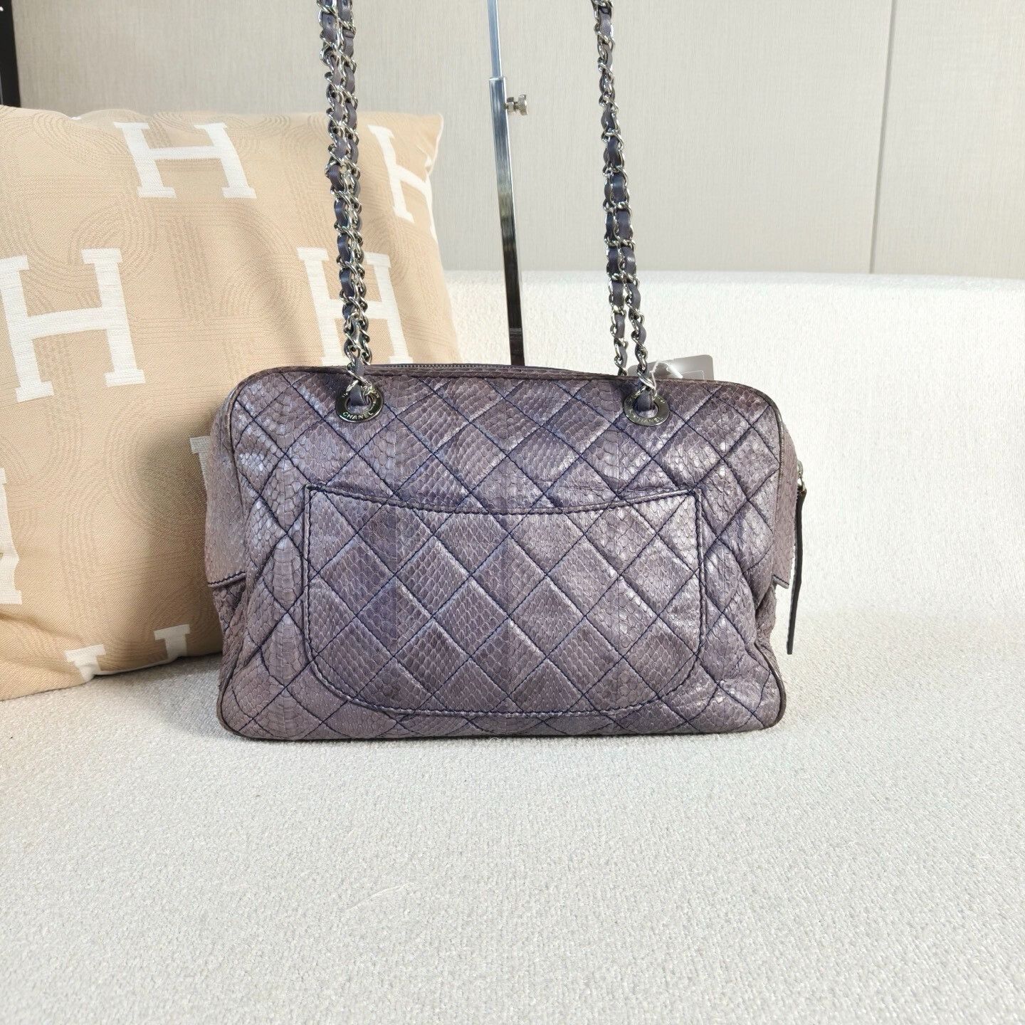 Chanel Pre-loved Bag Very good condition Size ONE SIZE - 2 Thumbnail