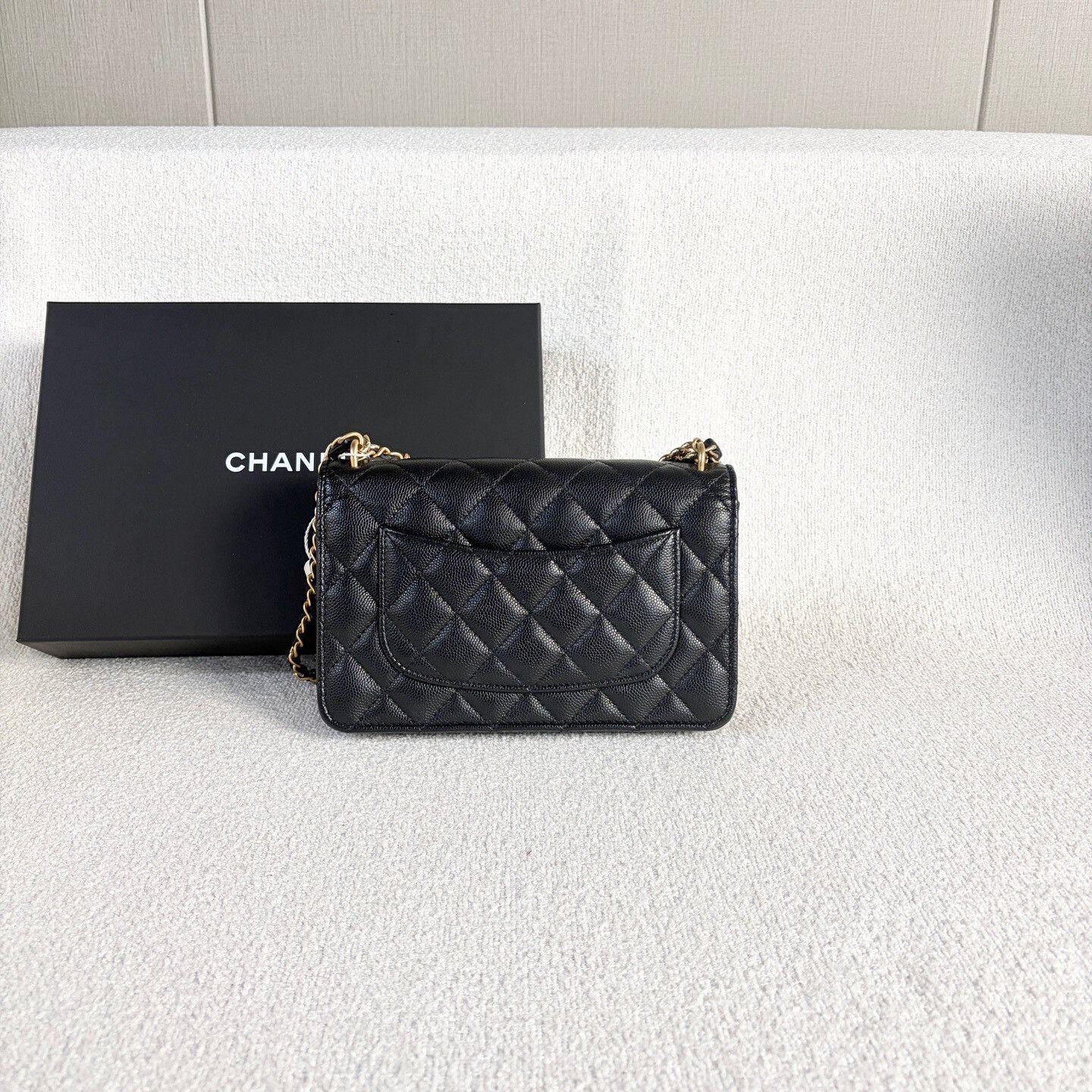 Chanel Pre-loved Bag Very good condition Size ONE SIZE - 3 Thumbnail