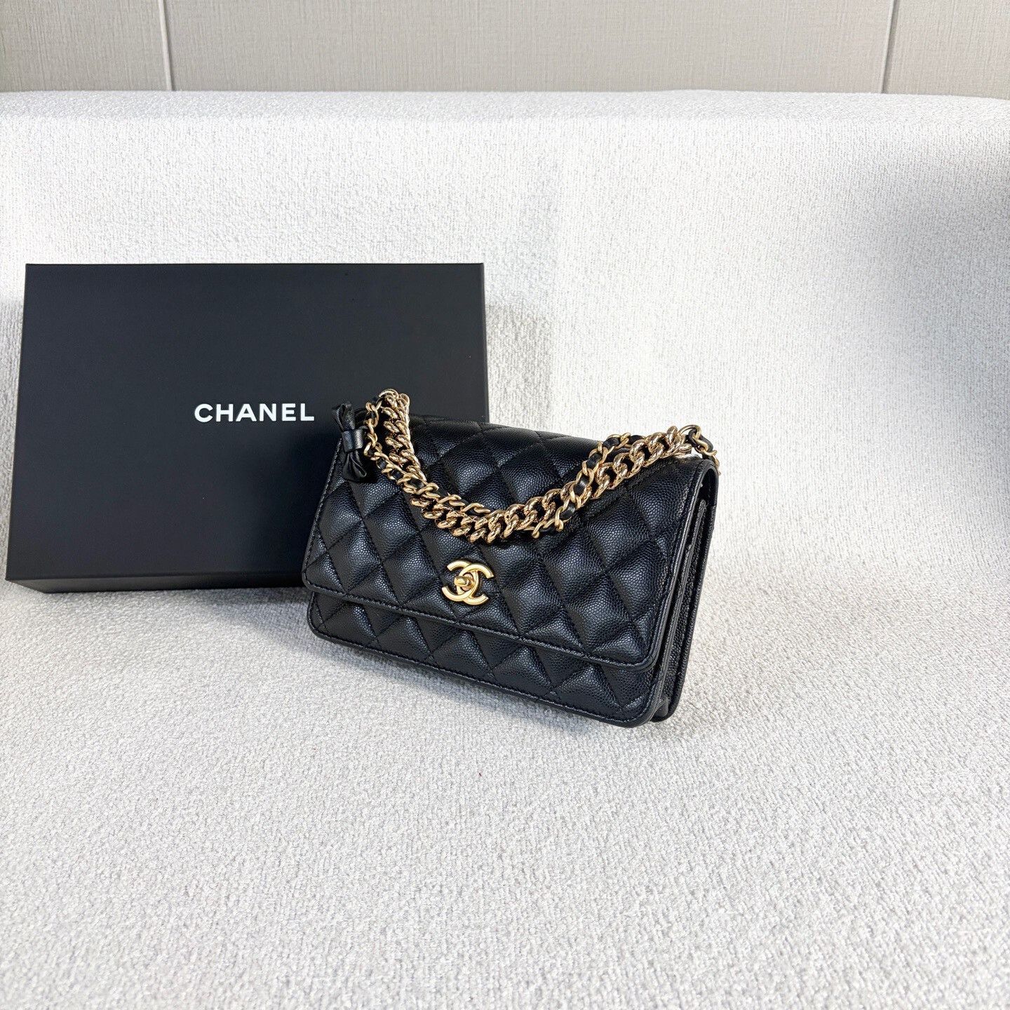 Chanel Pre-loved Bag Very good condition Size ONE SIZE - 4 Thumbnail