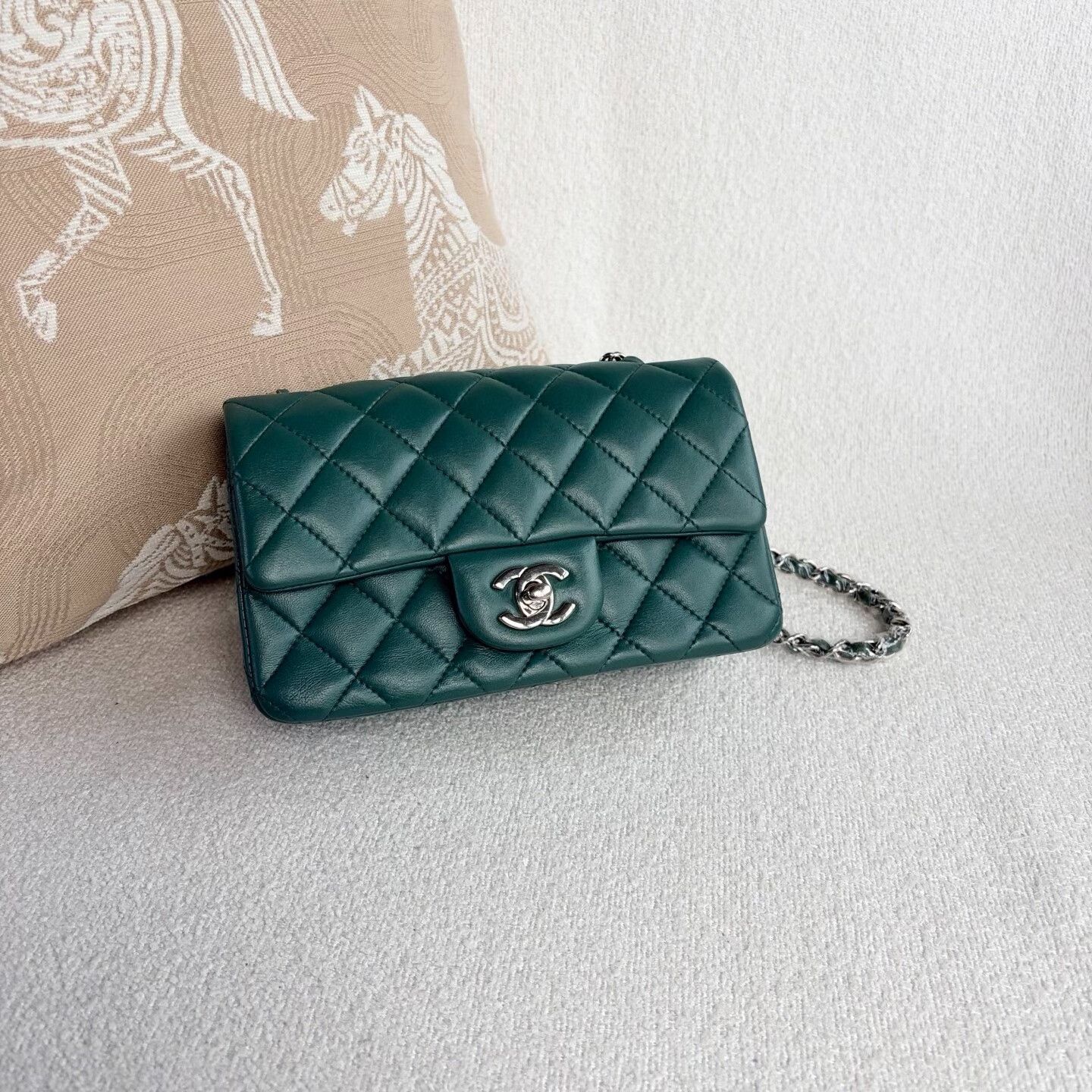 Chanel Pre-loved Bag Very good condition Size ONE SIZE - 6 Thumbnail
