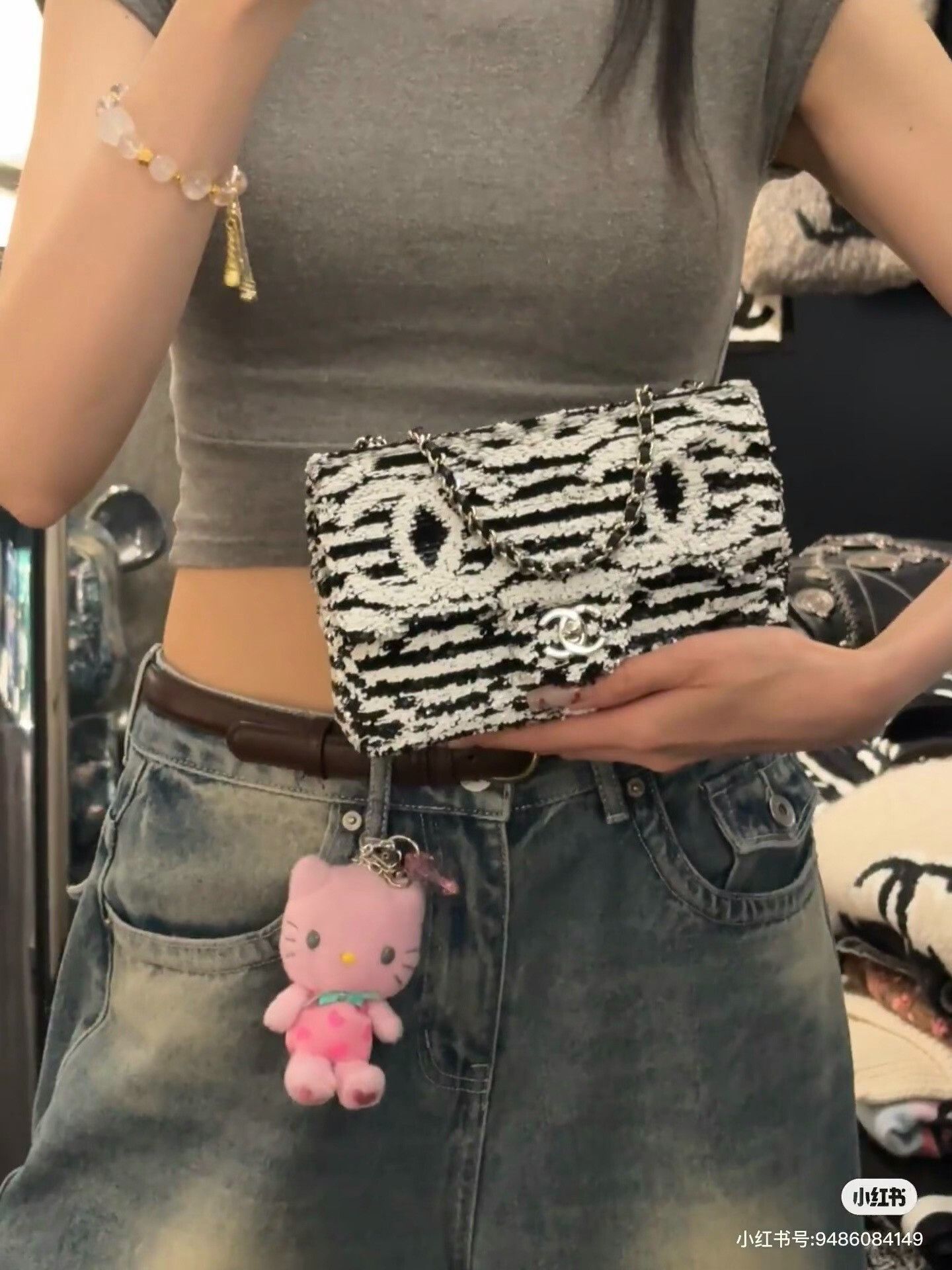 Chanel Pre-loved Bag Very good condition Size ONE SIZE - 9 Thumbnail
