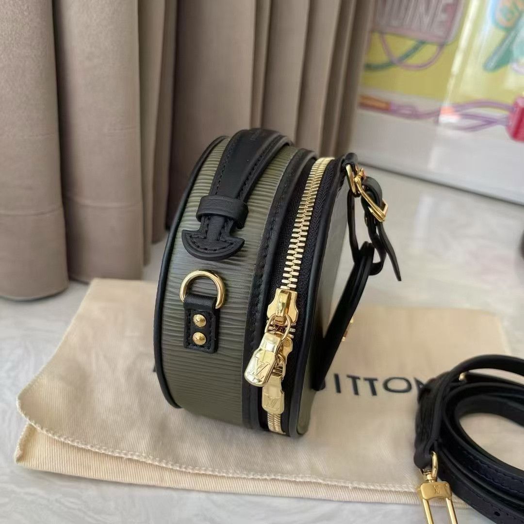 Louis Vuitton Pre-loved Bag Very good condition Size ONE SIZE - 2 Thumbnail