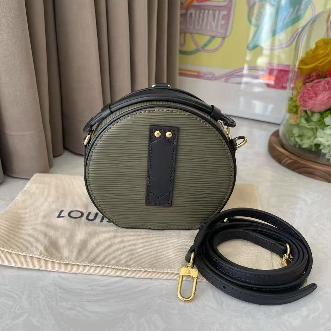 Louis Vuitton Pre-loved Bag Very good condition Size ONE SIZE - 3 Thumbnail