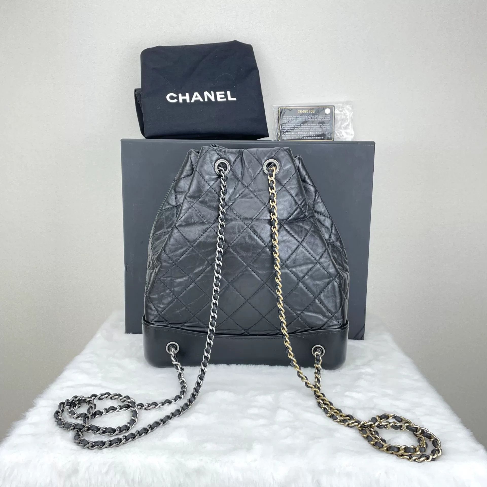 Chanel Pre-loved Bag Very good condition Size ONE SIZE - 2 Thumbnail