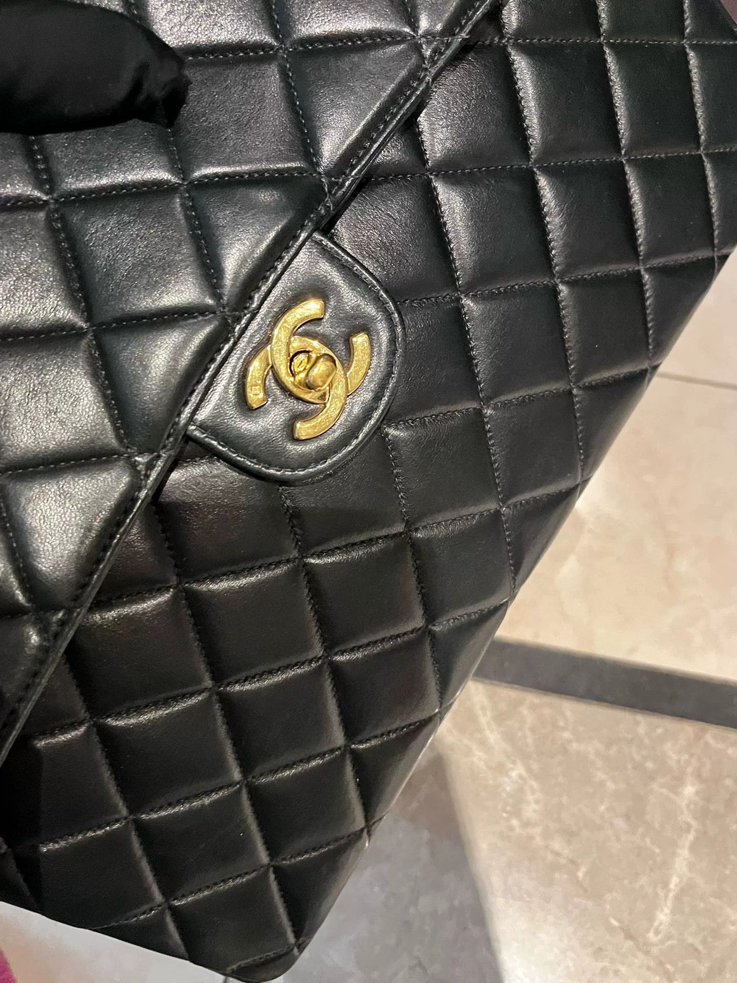 Chanel Pre-loved Bag Very good condition Size ONE SIZE - 3 Thumbnail