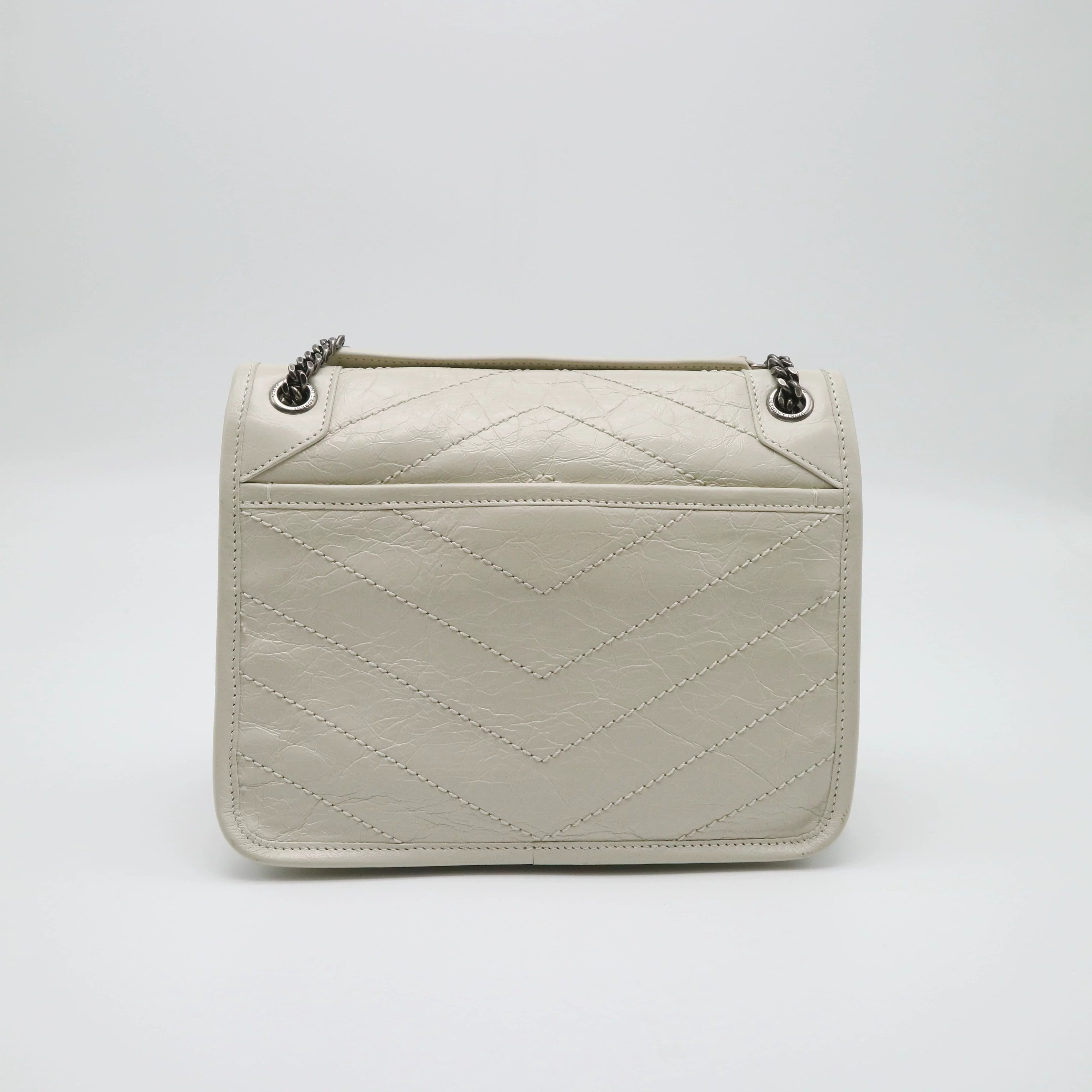 Saint Laurent Paris Pre-loved Bag Very good condition Size ONE SIZE - 2 Thumbnail